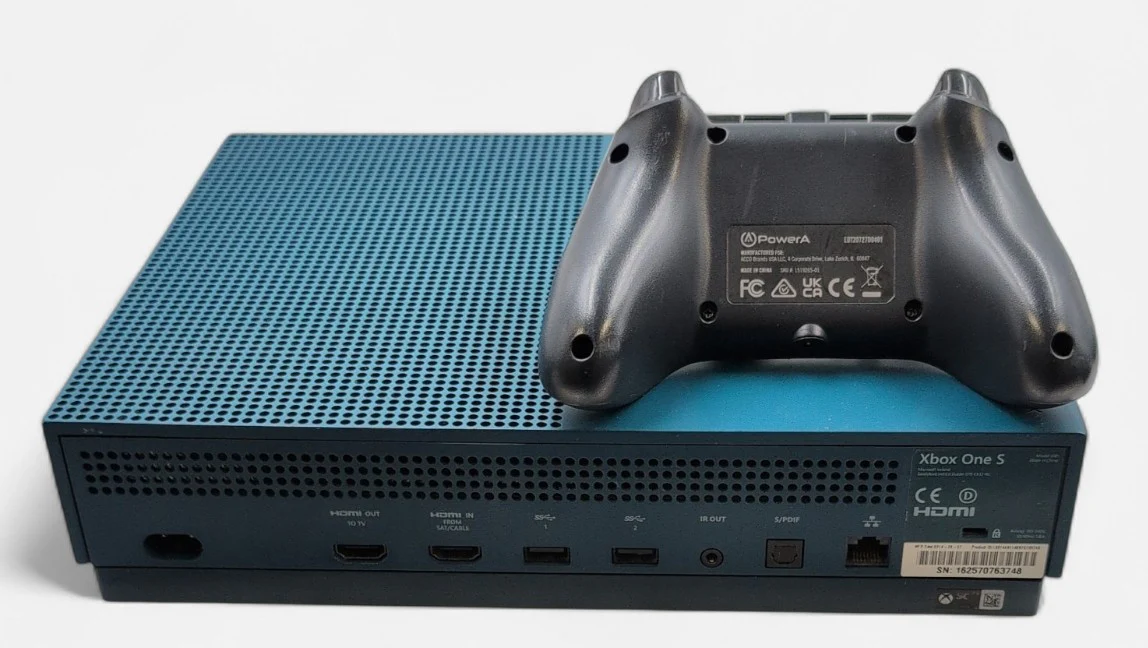 Microsoft Xbox One S Deep Blue Special Edition with Dark Blue Controller - Image 3