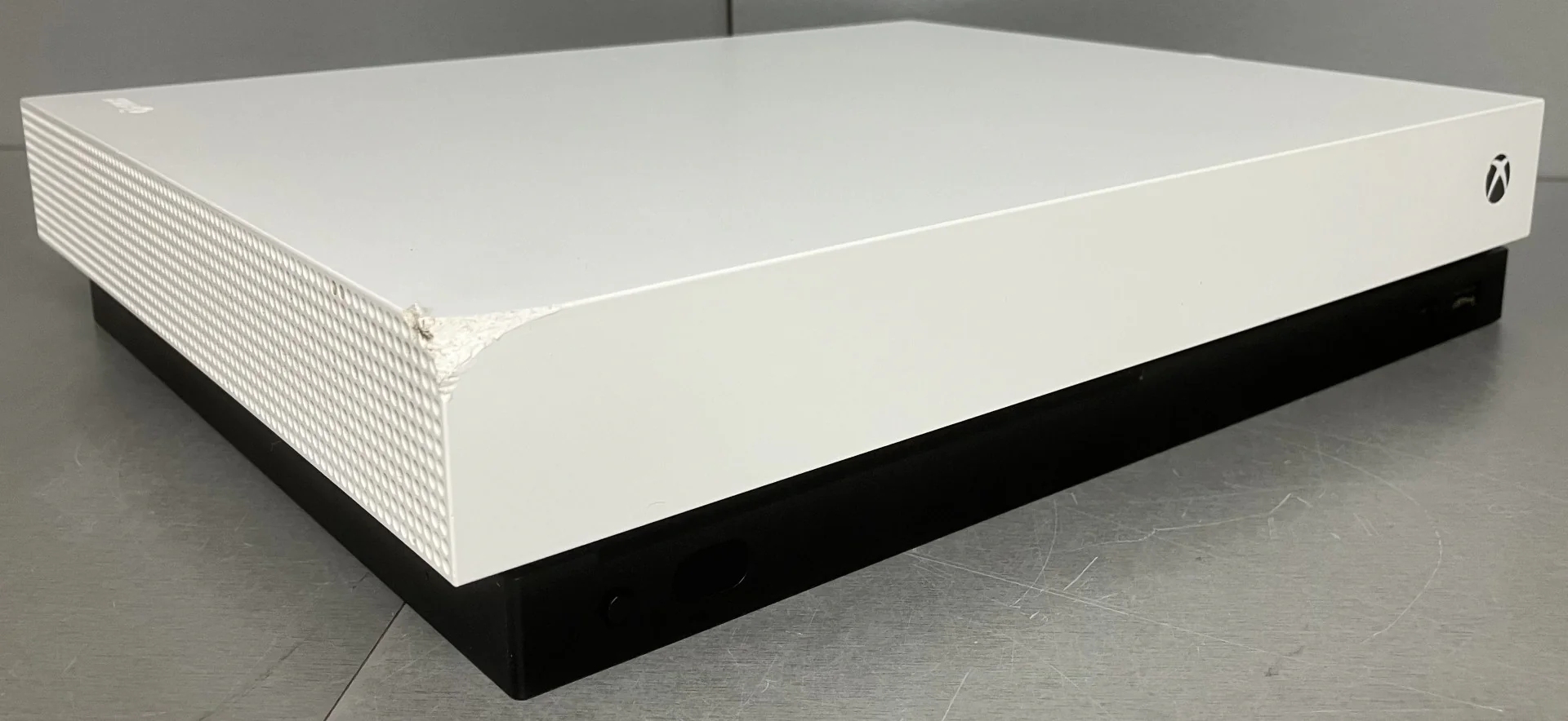 **Sale**Microsoft Xbox One X 1TB, Robot White Console Only ** No Controller ** - Image 3