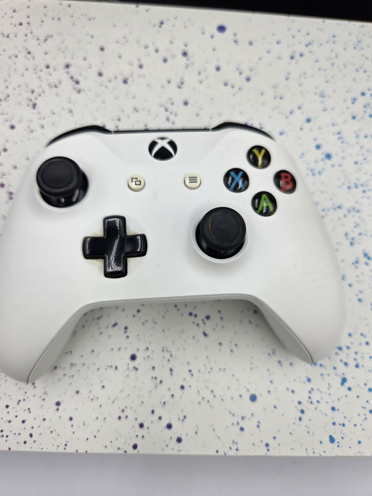 Microsoft Xbox One X Console, 1TB, Hyperspace Edition White/Dots, Boxed - Image 4