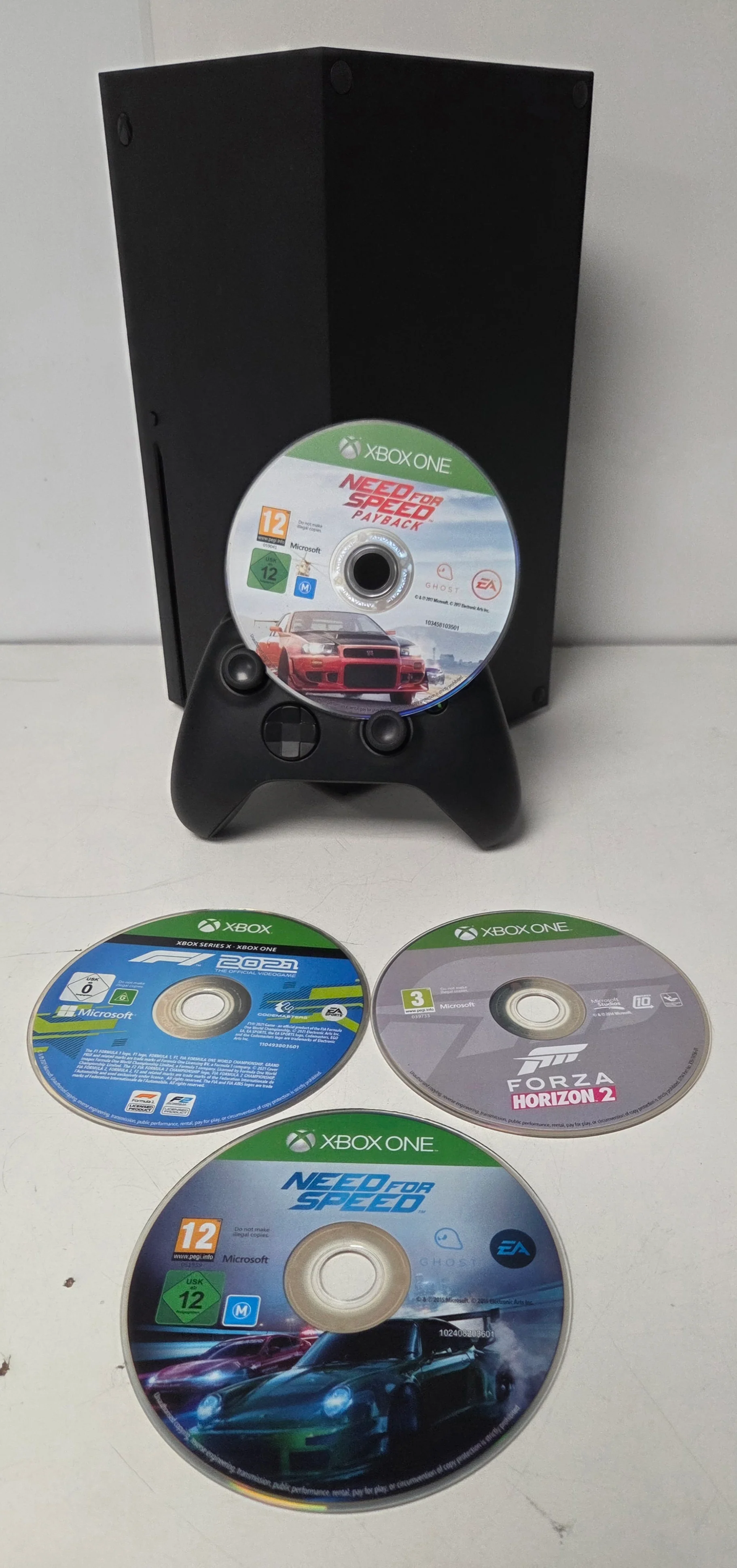 Microsoft XBox Series X 1TB Console & 4 Unboxed games - Image 2