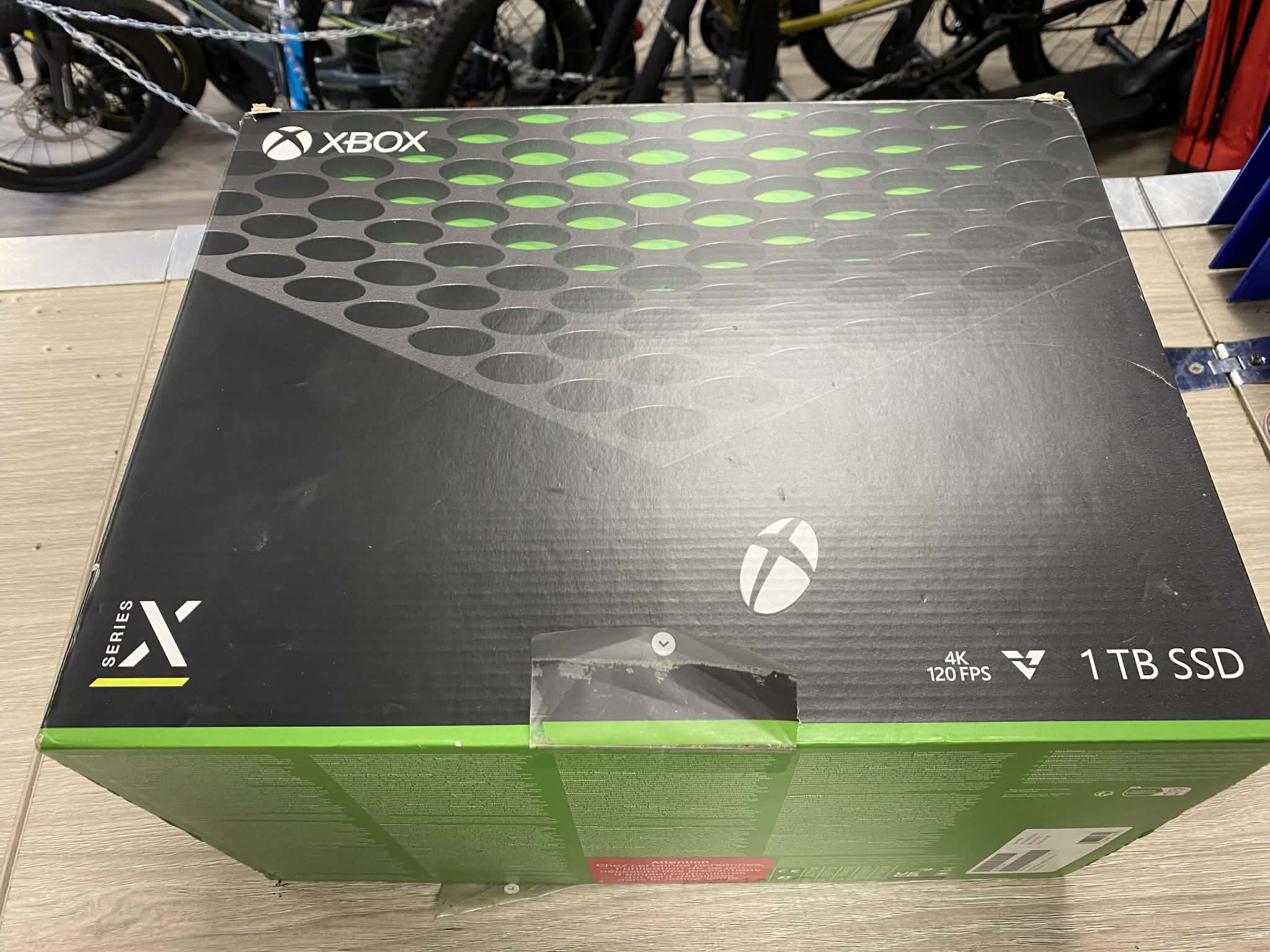 Microsoft XBox Series X - Image 4