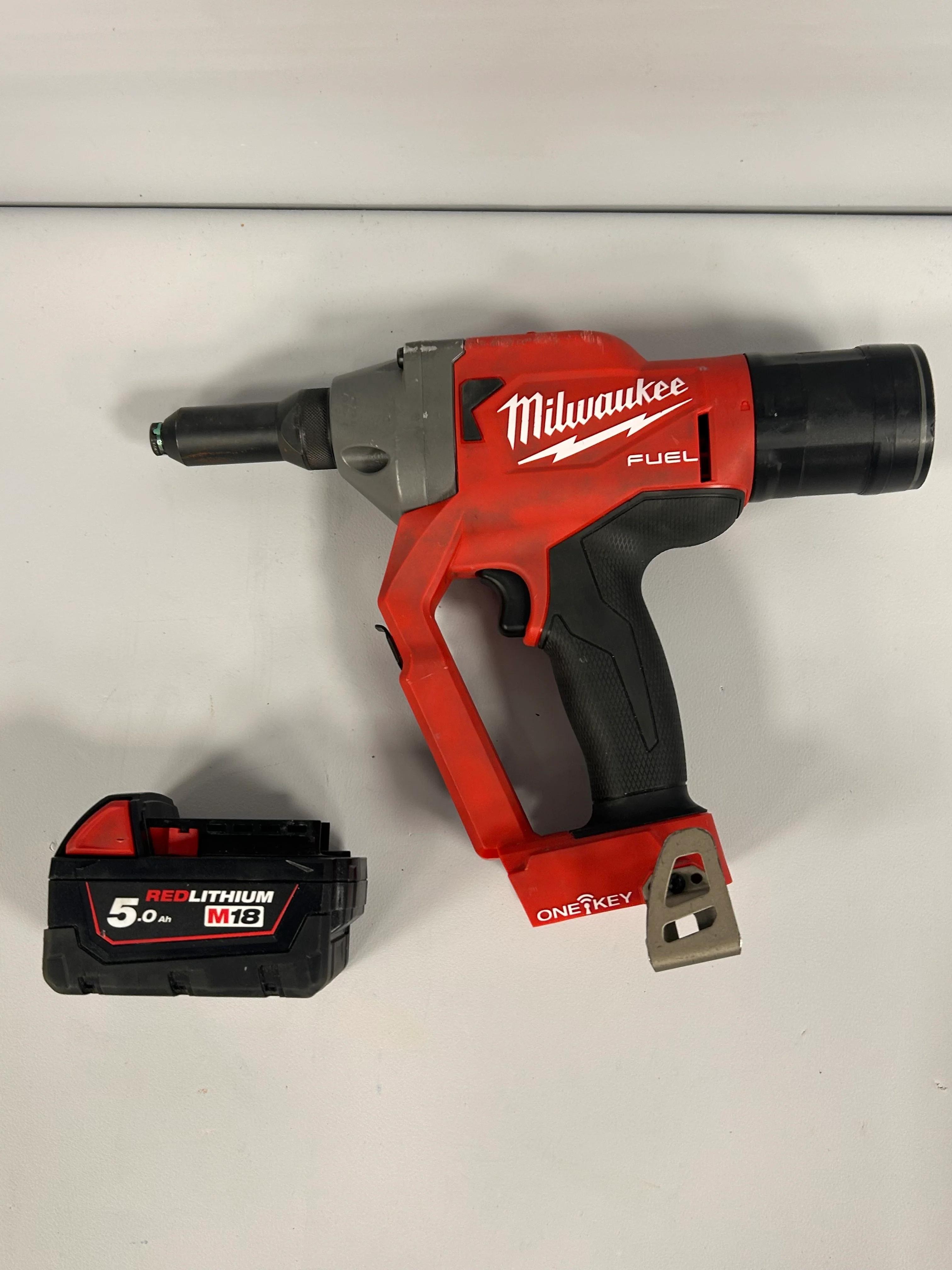Milwaukee Fuel One-Key Rivet Tool M18 ONEFPRT - Image 3
