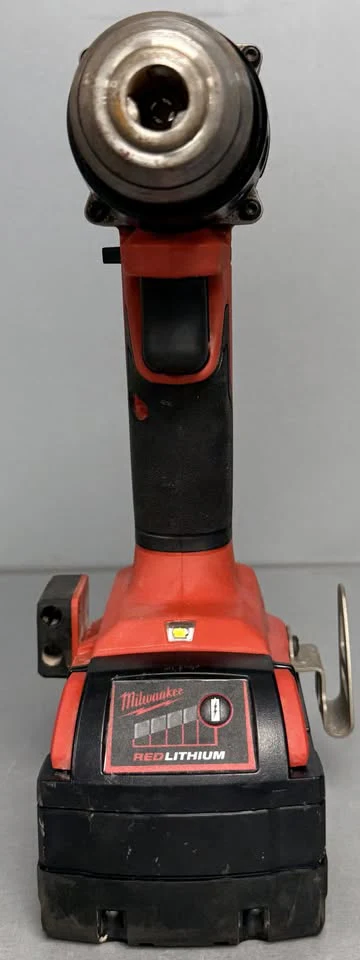 Milwaukee M18 BLPDRC 18V Brushless Combi Drill ( + 5.0ah Battery, No Charging Station ) - Image 4