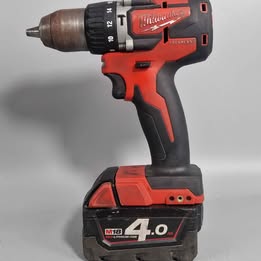 Milwaukee M18 CBLPD 18v brushless Percussion Drill - Image 2