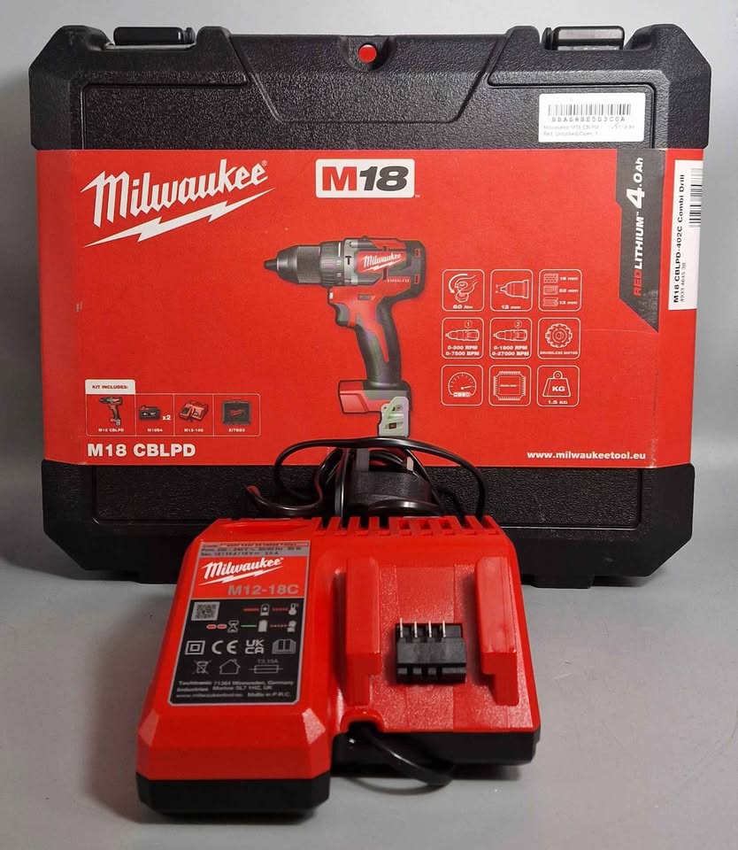 Milwaukee M18 CBLPD Cordless Hammer Drill with 5.0h Battery, charger and case - Image 4