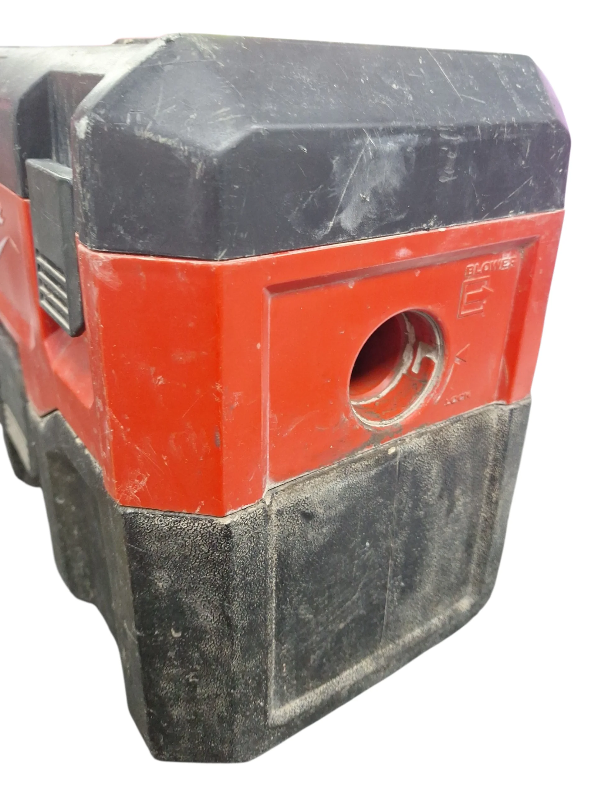 milwaukee m18 vc-2 WET/DRY VAC - Image 4