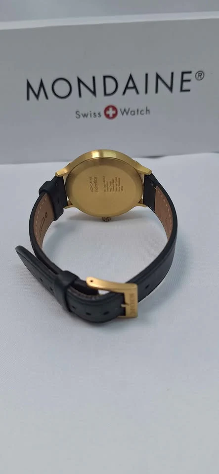 Mondaine Helvetica No.1 Light MH1.L2 Quartz Unisex Watch - Leather Strap - Boxed - Image 3