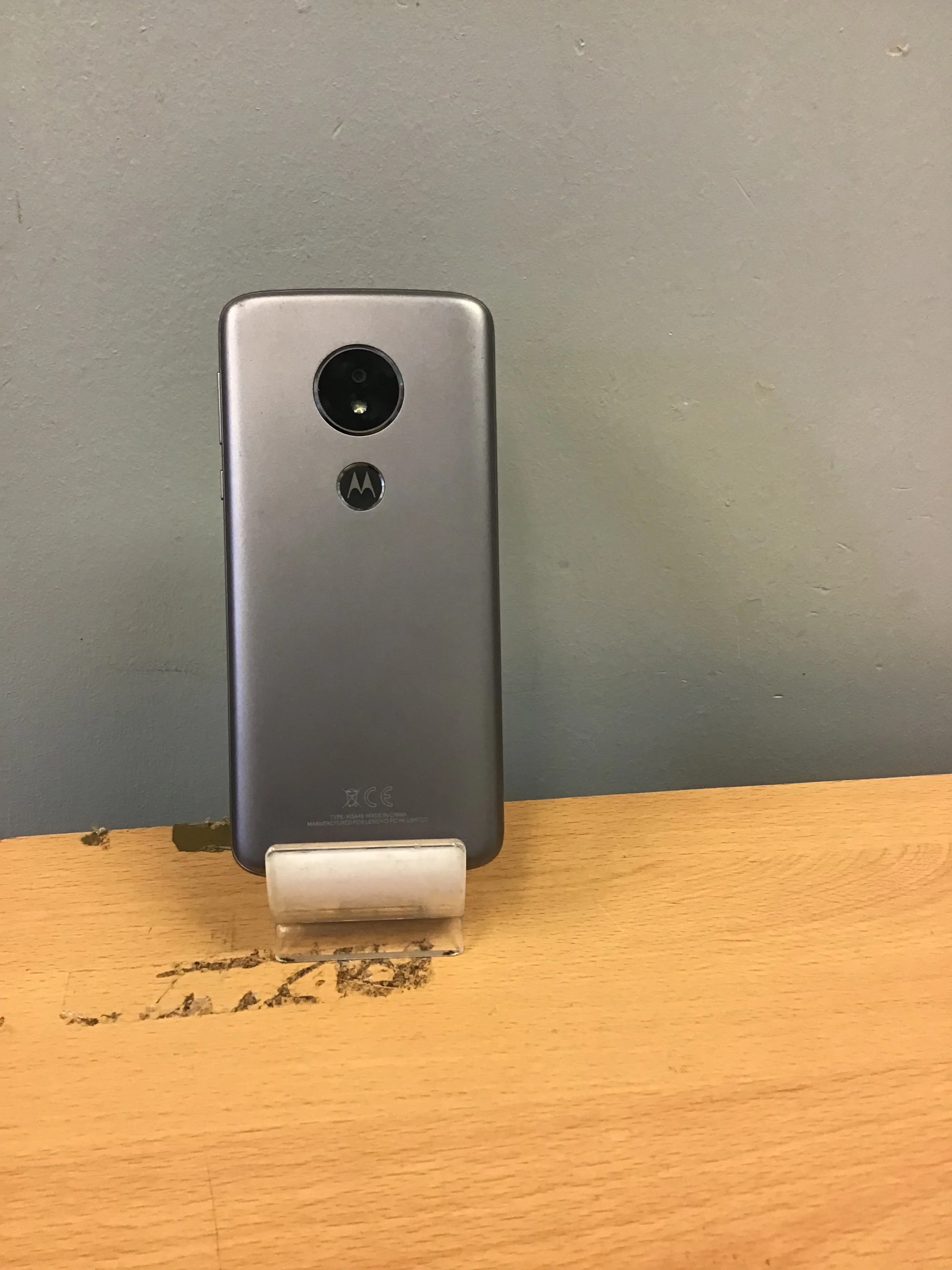 Moto E5 Smartphone - Flash Grey - Image 4