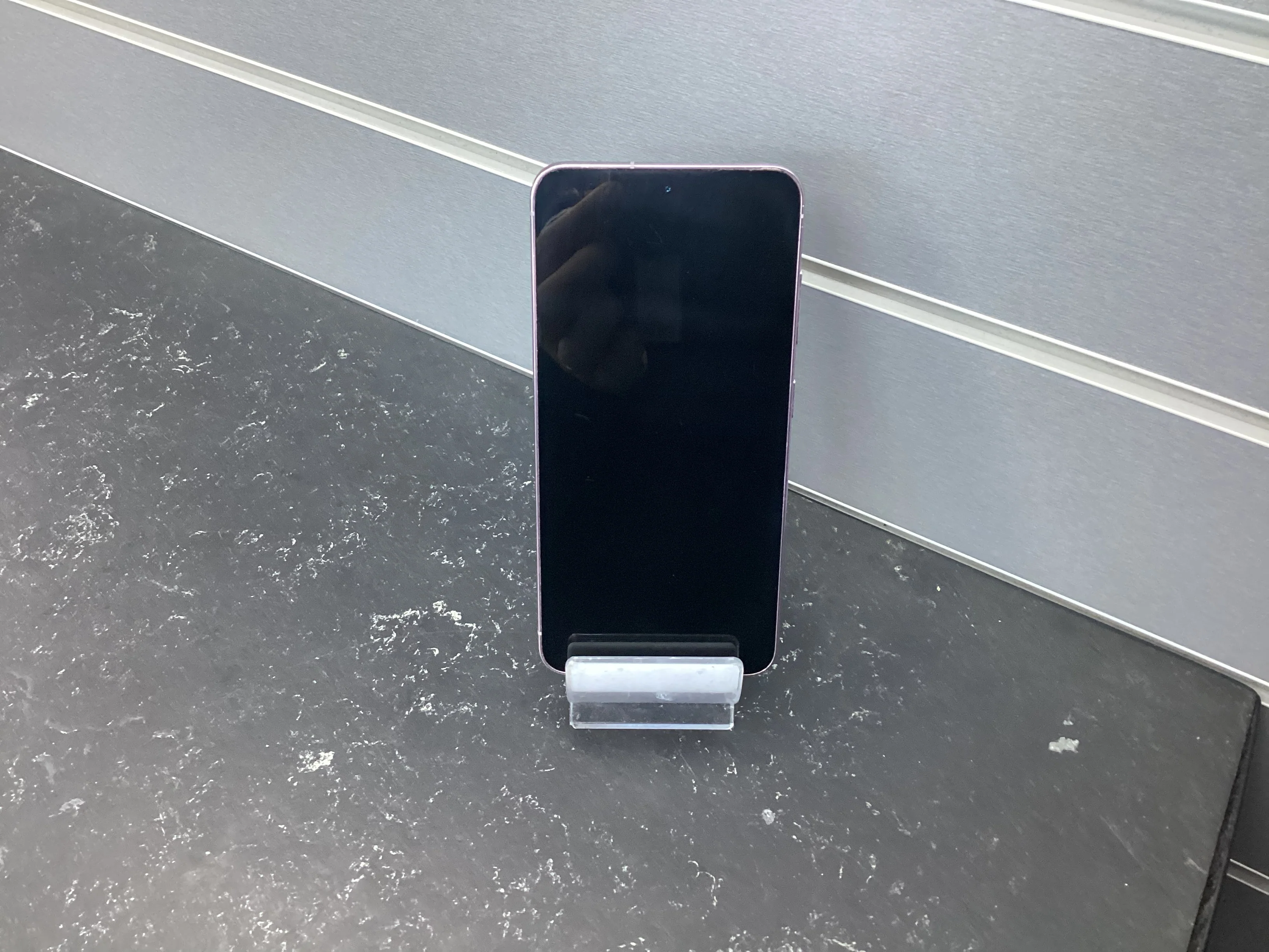 Motorola Defy - Image 2