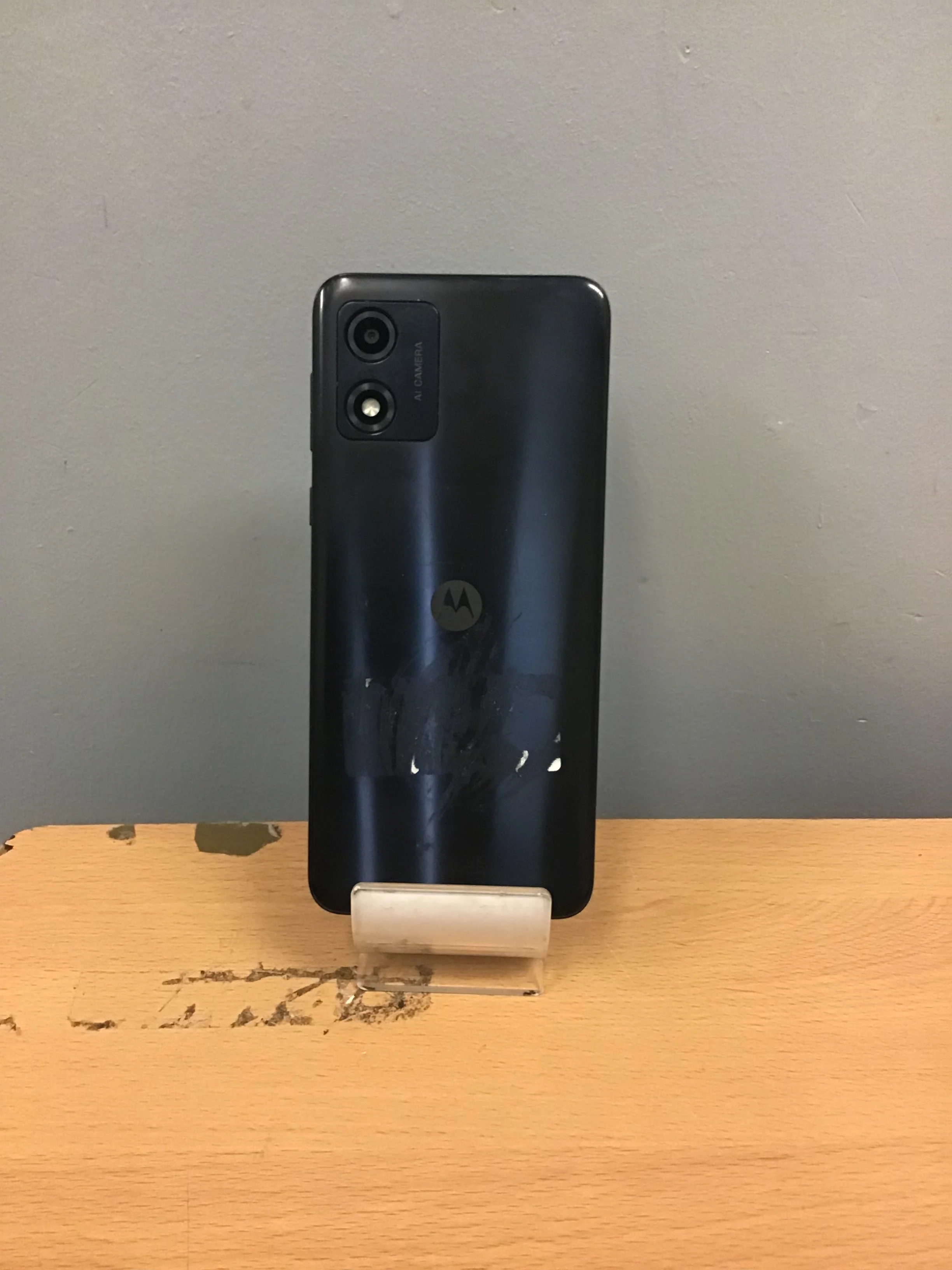 Motorola E13 - Image 3