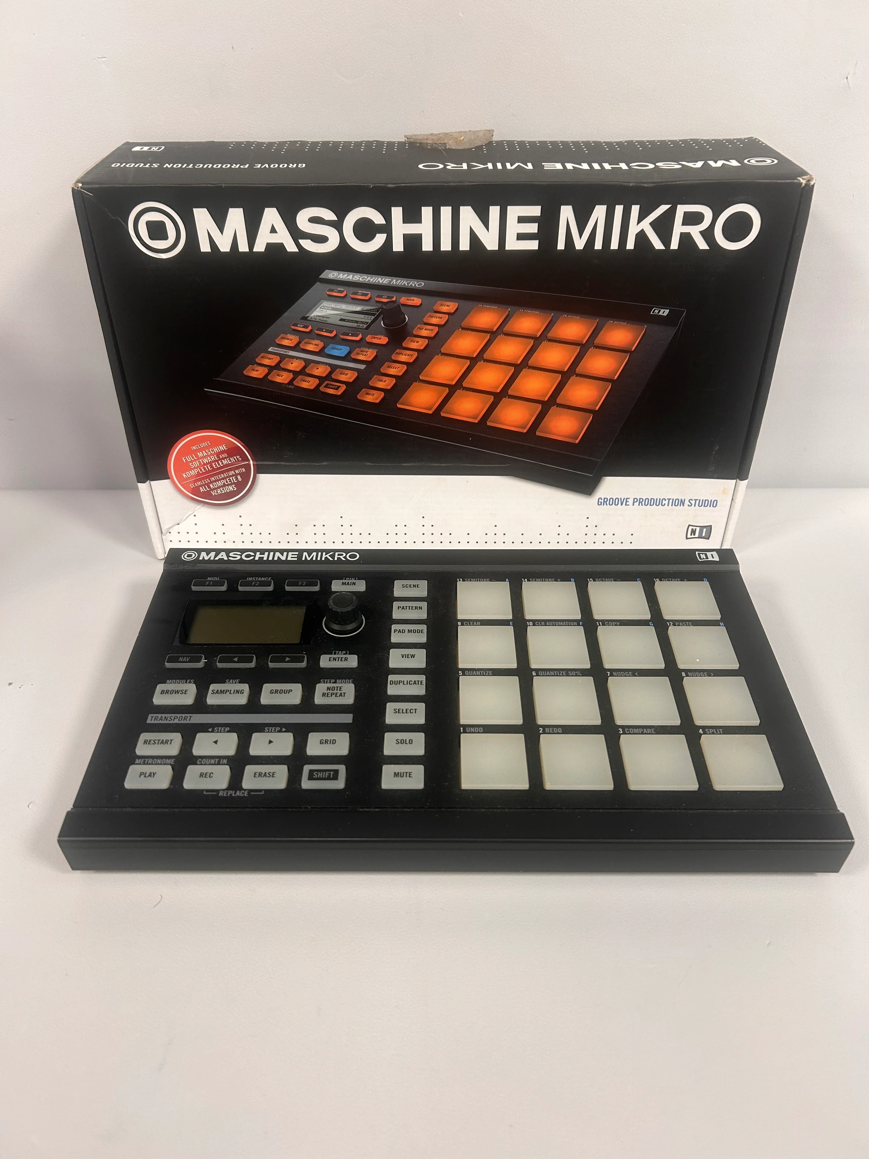 Native Instruments Maschine Mikro MK1 - Image 2