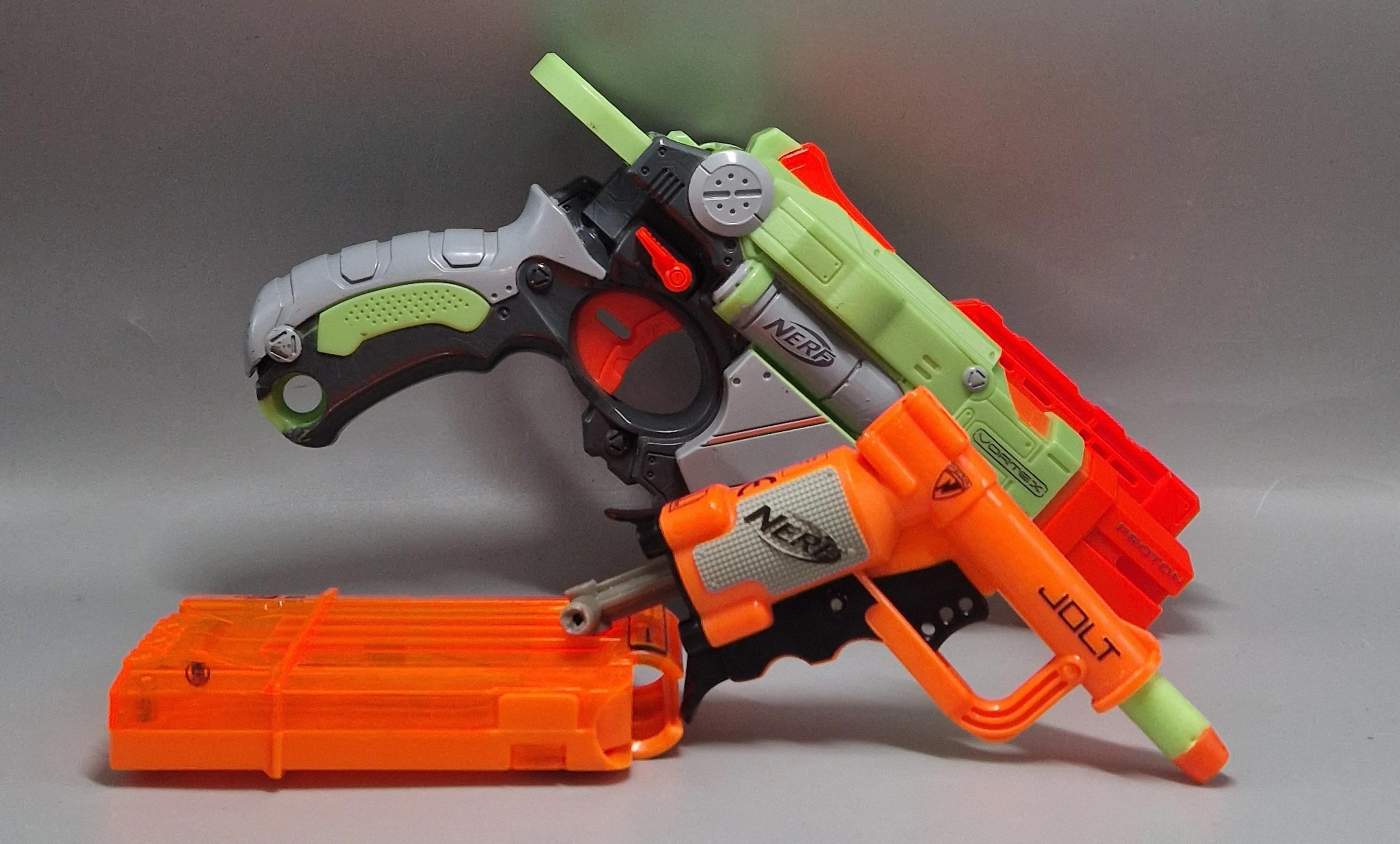 Neft Guns Green/Orange x5 Guns And Bits - Image 2