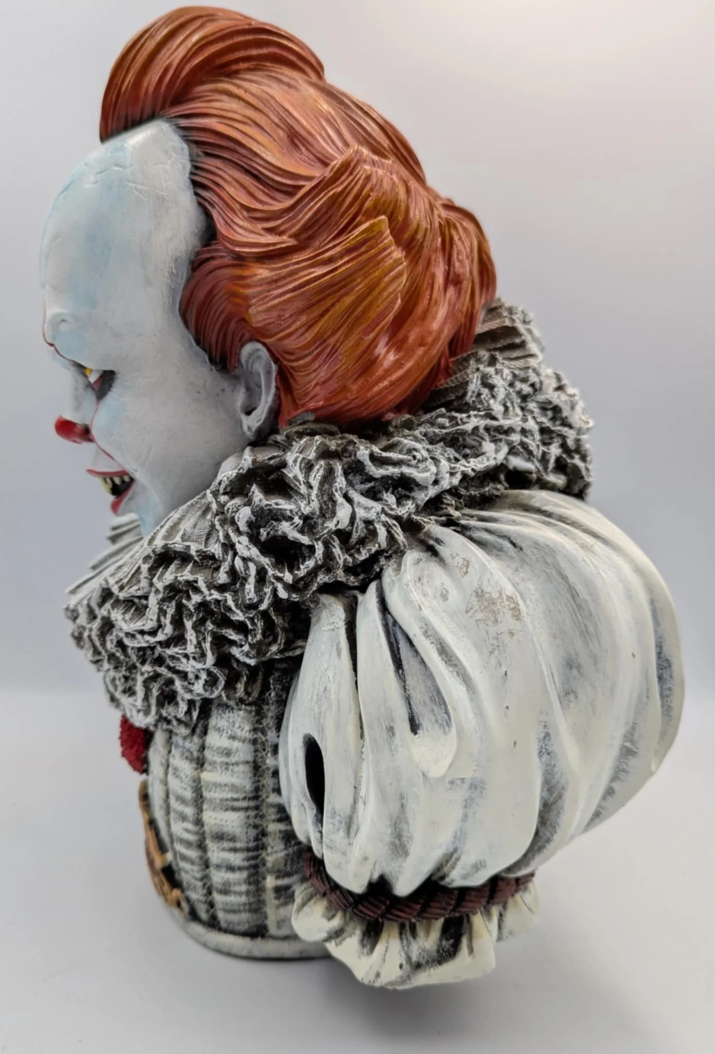 NEMESIS IT CHAMPTER 2 Penny Wise Figurine - Image 2