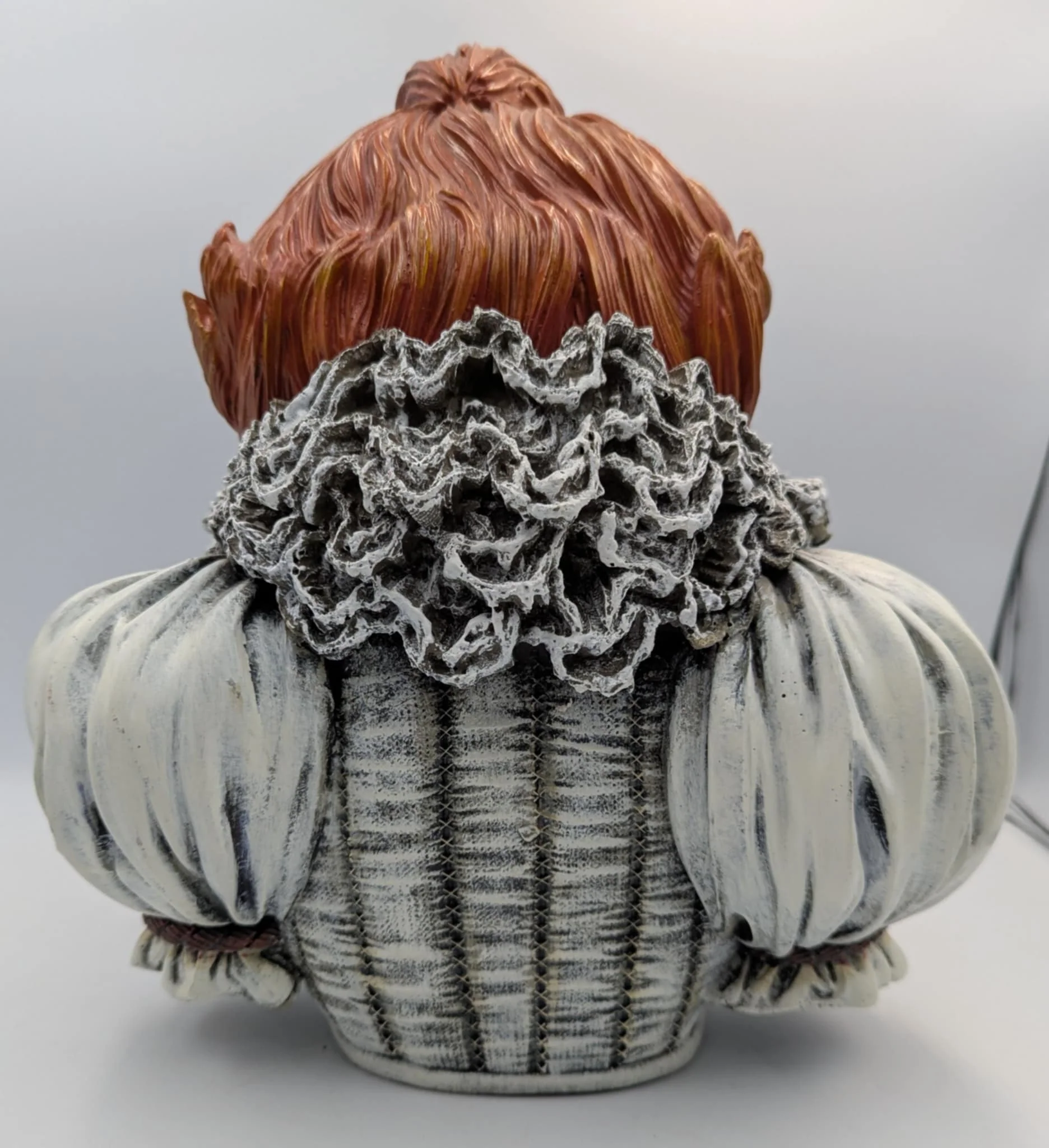 NEMESIS IT CHAMPTER 2 Penny Wise Figurine - Image 3