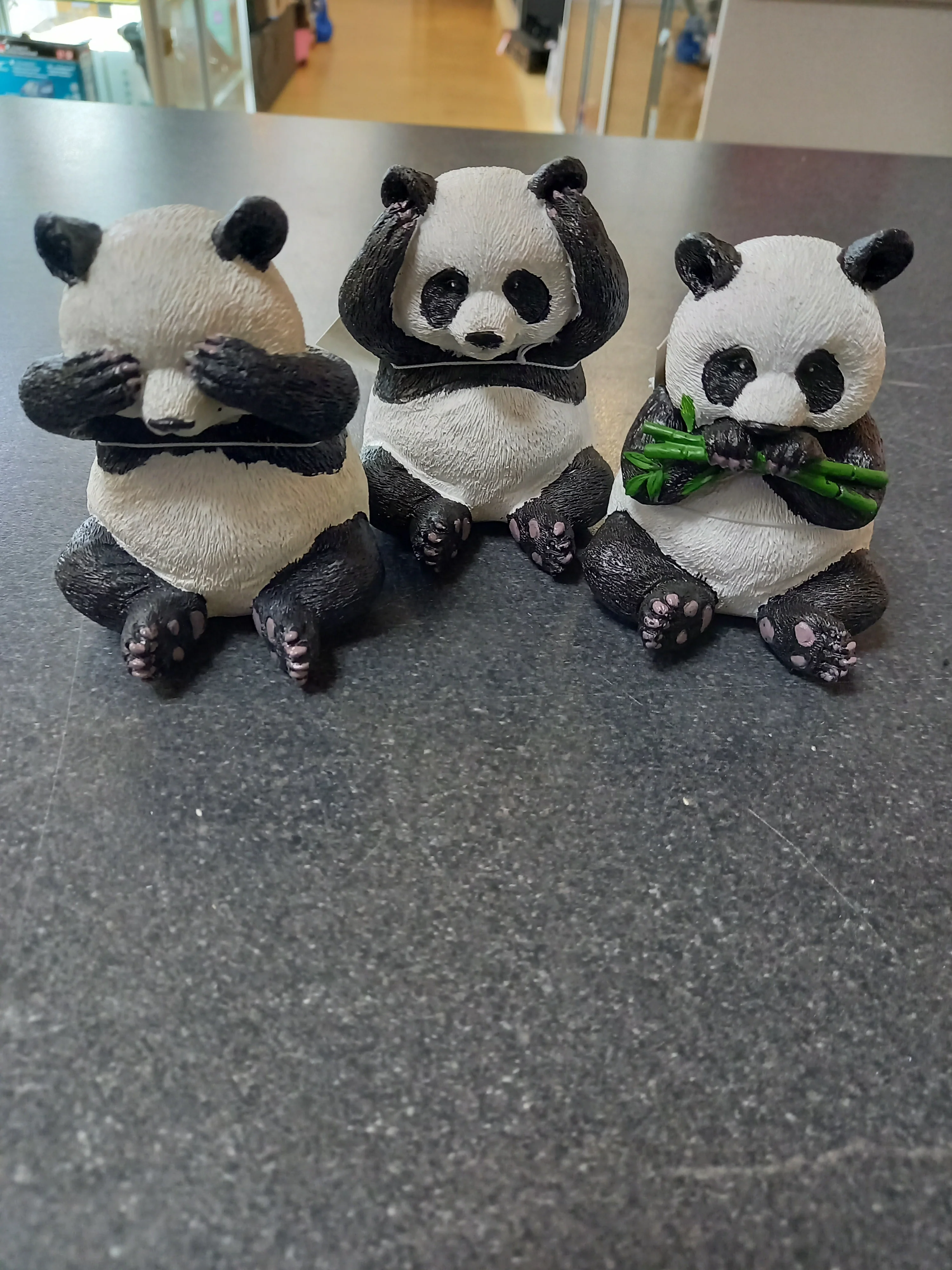 Nemesis Now Three Wise Pandas Figurines - Image 2