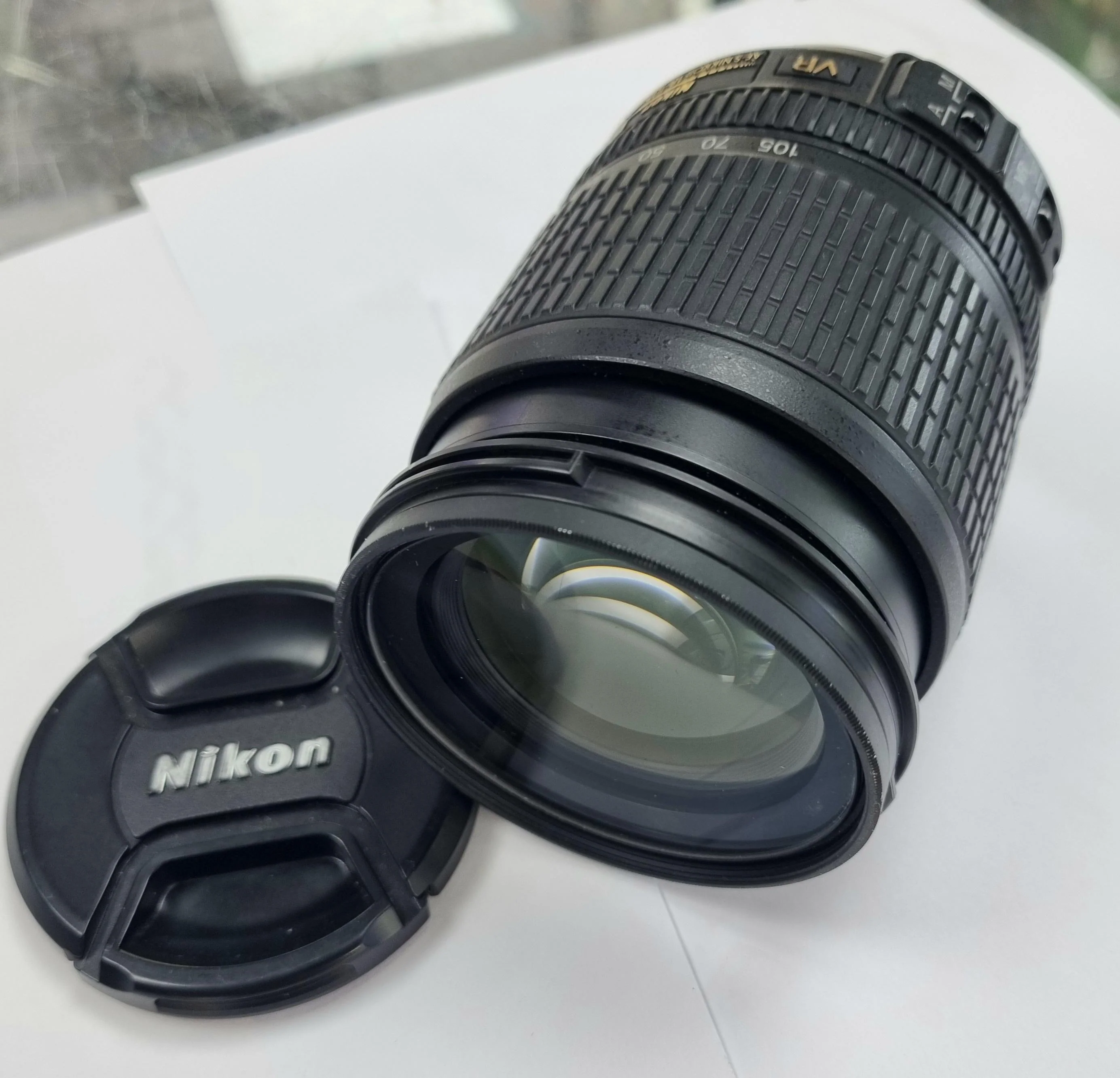 Nikon AF-S DX Nikkor 18-105mm f/3.5-5.6G ED VR Lens - Image 2
