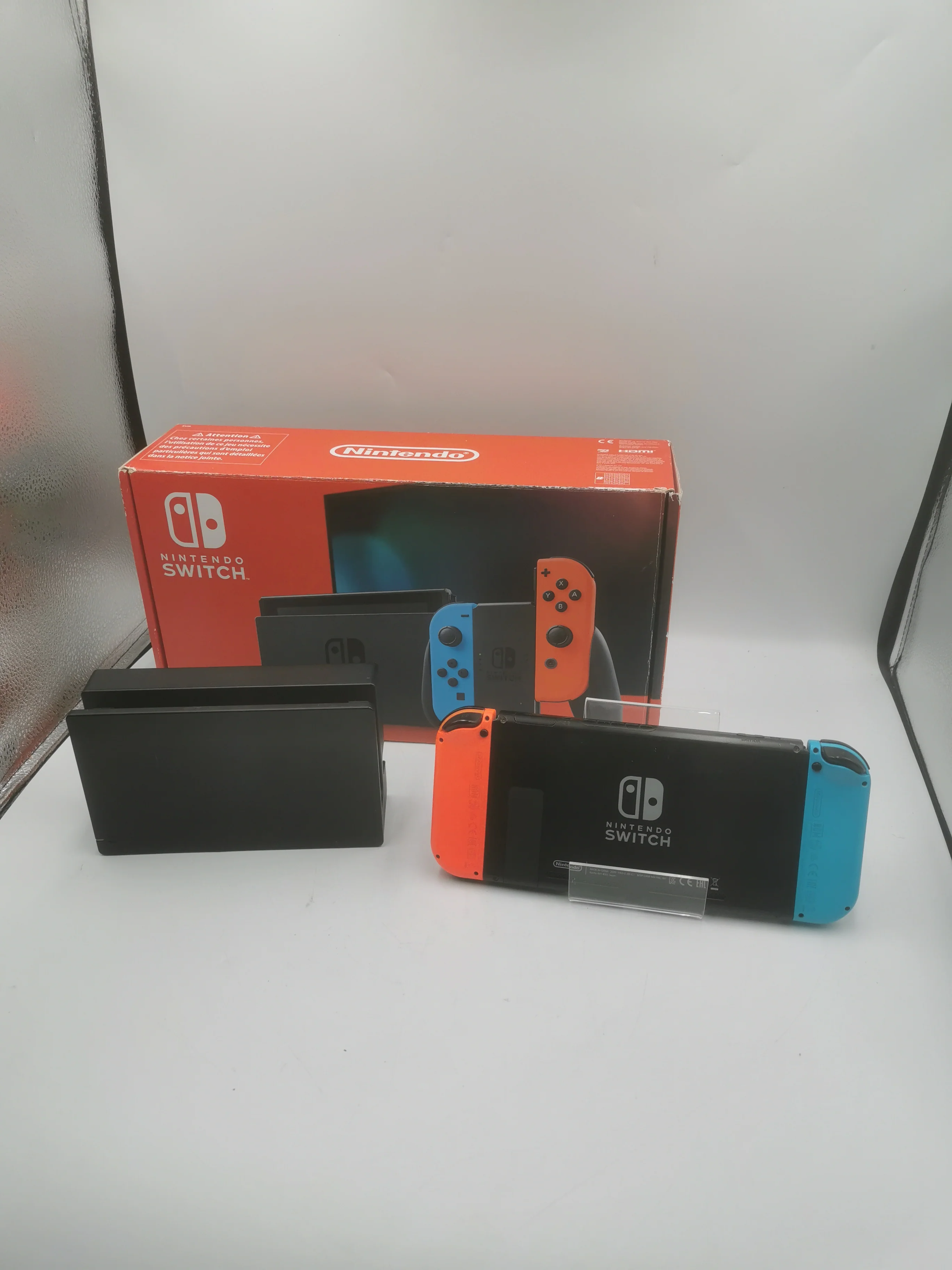 Nintendo Switch Console, 32GB + Neon Red/Blue Joy-Con, Boxed - Image 2