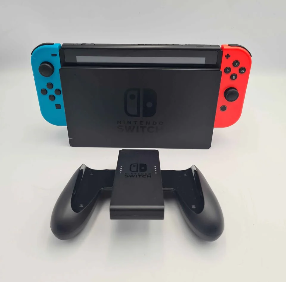 **DEAL** Nintendo Switch Console, 32GB, Neon Red/Blue Joy Cons - Includes Dock, Cables + Controller (Unboxed) - Image 3
