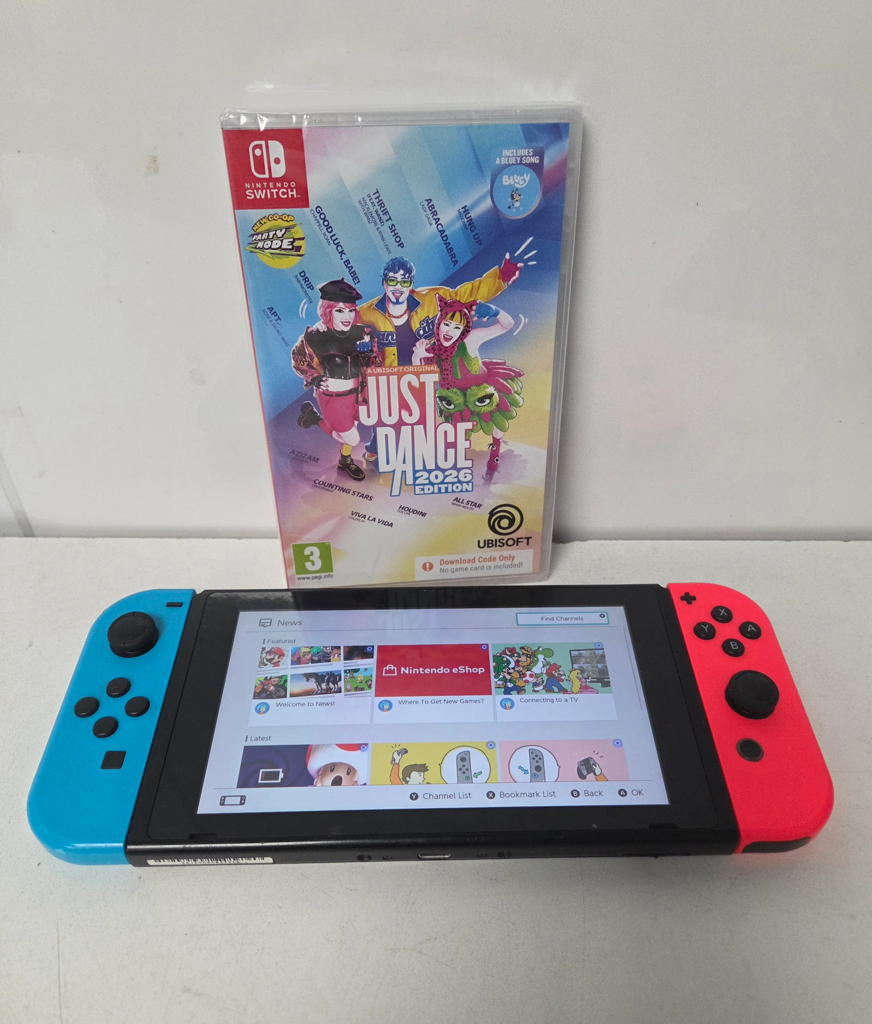 Nintendo Switch Console - Neon Red/Blue & 1 Game - Image 4