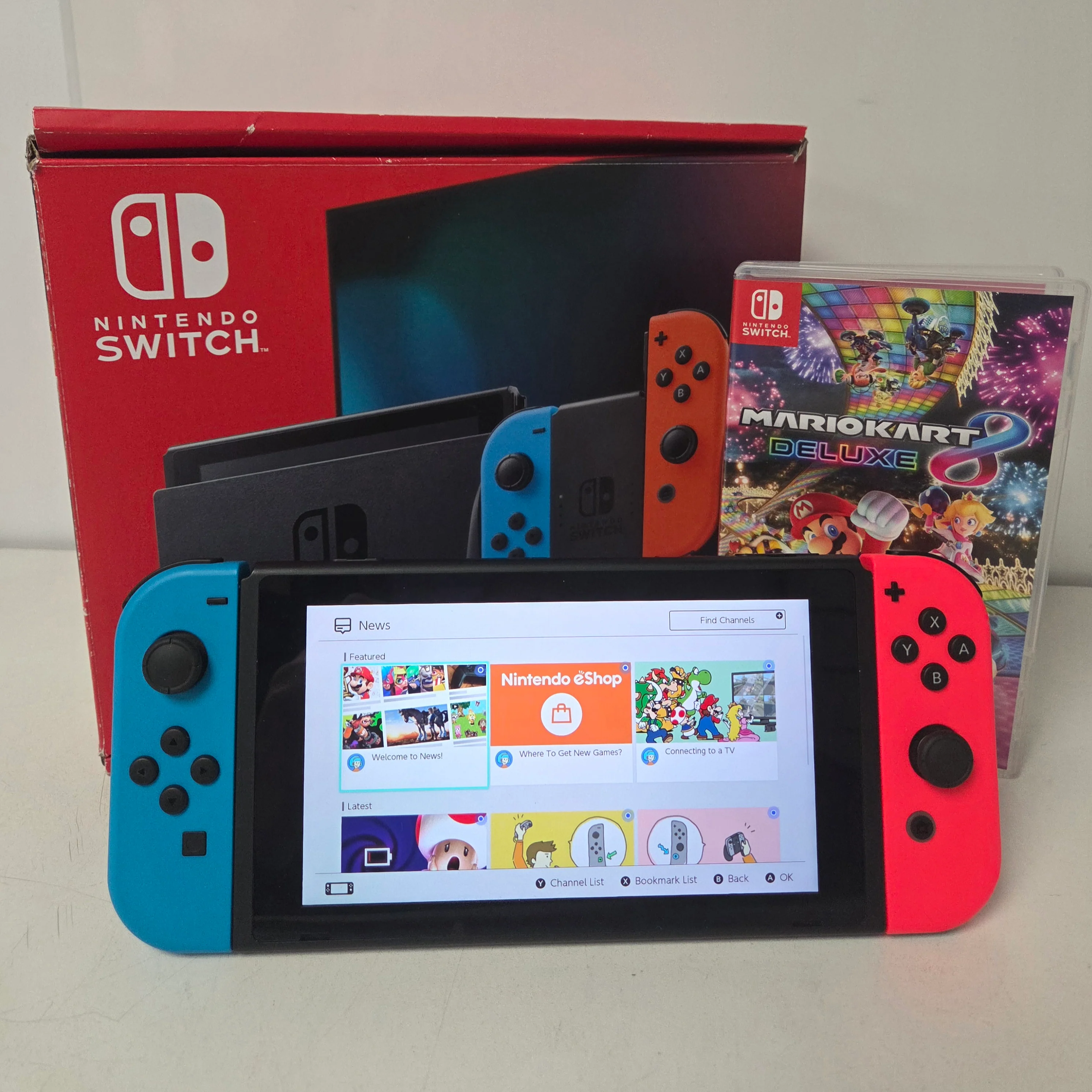 Nintendo Switch Console with Mario 8 Game boxed - Image 3
