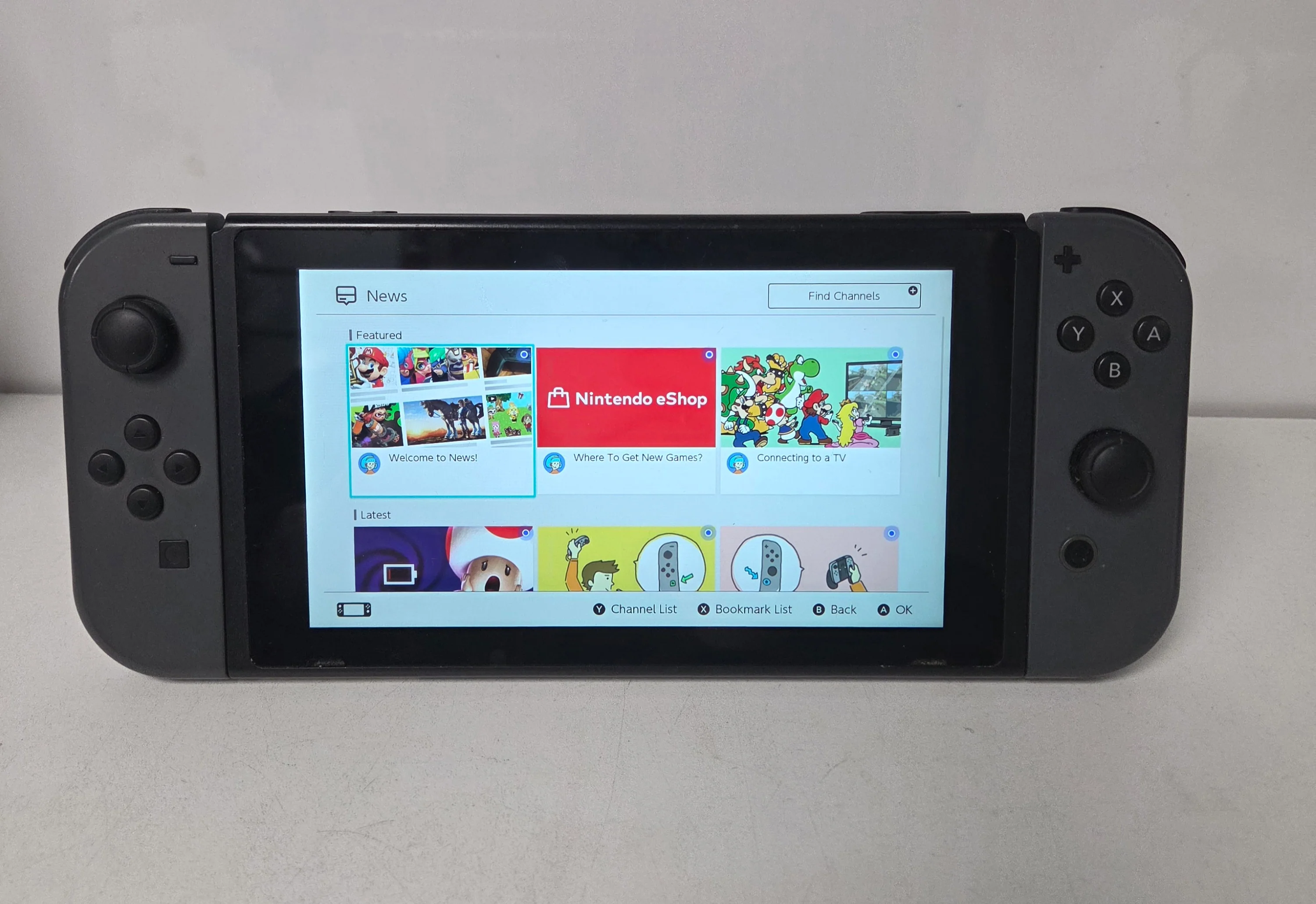 Nintendo Switch Gray Console & 1 Game - Image 3