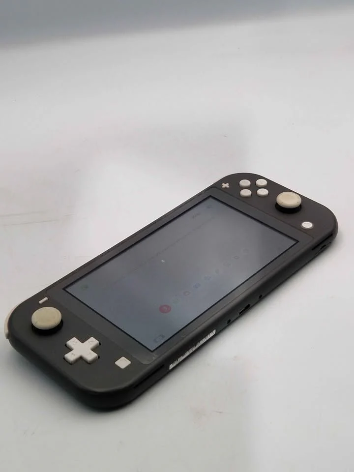 Nintendo Switch Lite Handheld Gaming Console - 32GB SSD - Grey - Unboxed With Charger - Image 4