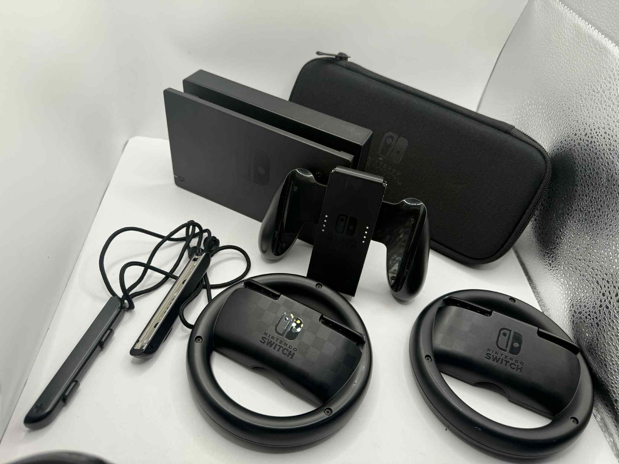 Nintendo Switch Neon Console Bundle - Image 2