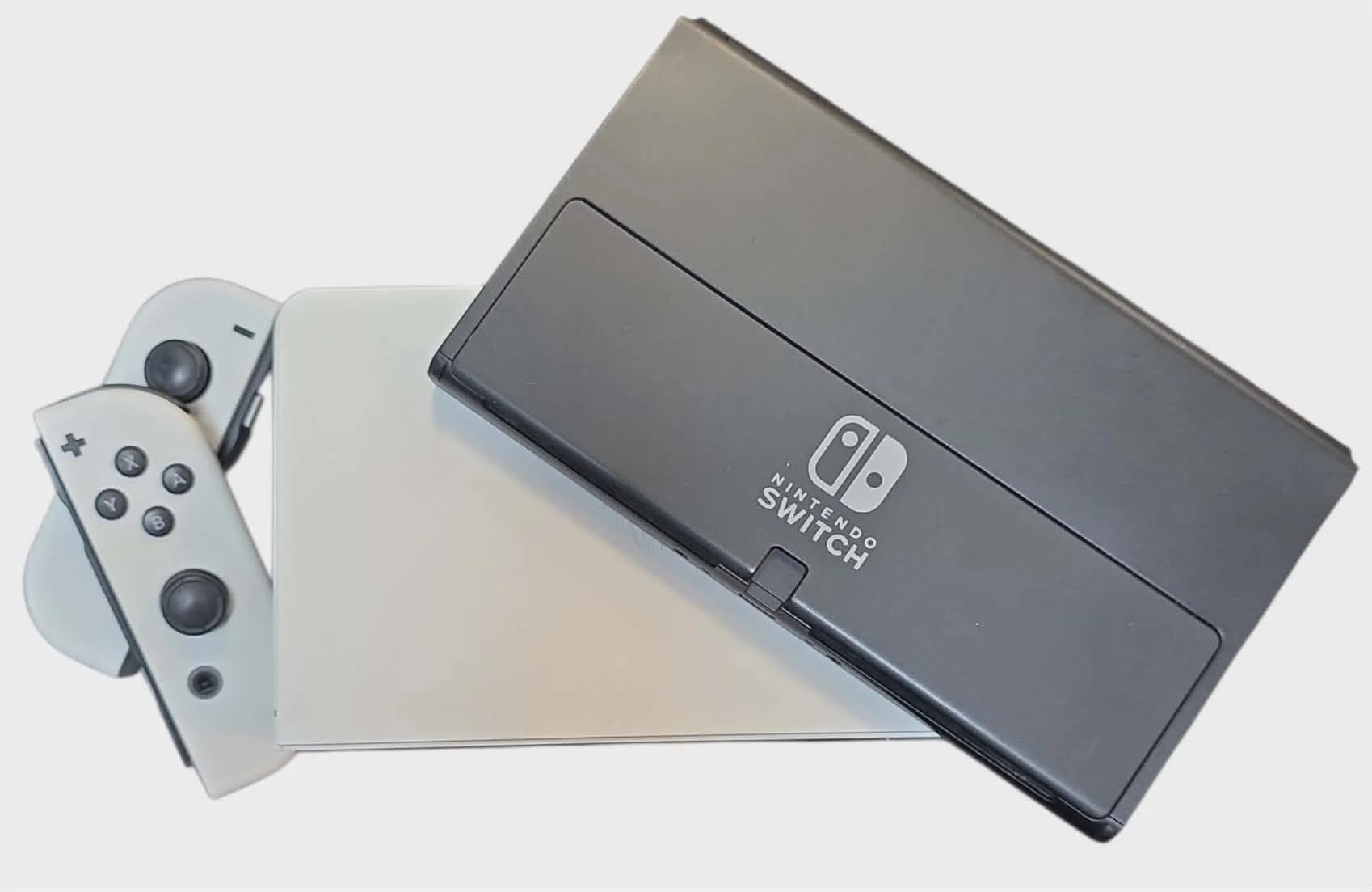 NINTENDO Switch OLED - Image 4