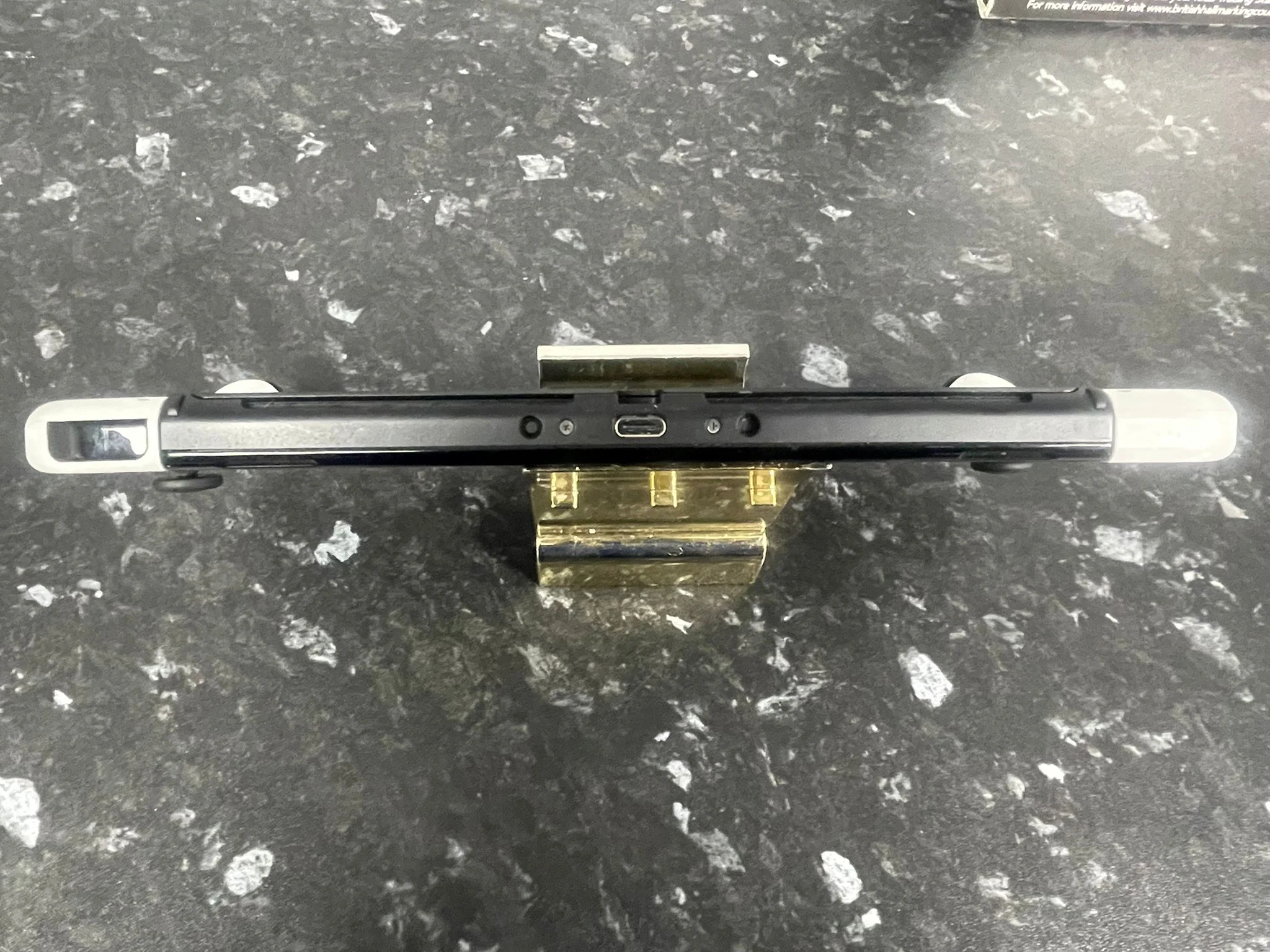 NINTENDO Switch OLED - Image 4