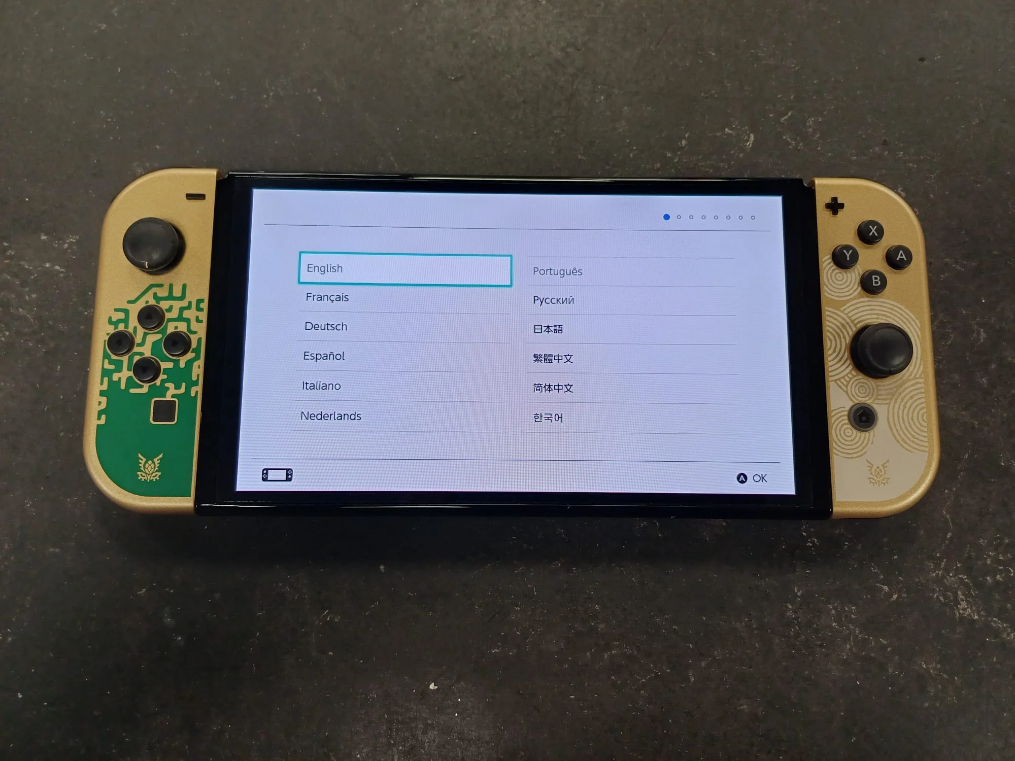Nintendo Switch – OLED Model The Legend of Zelda: Tears of the Kingdom Edition - Image 3