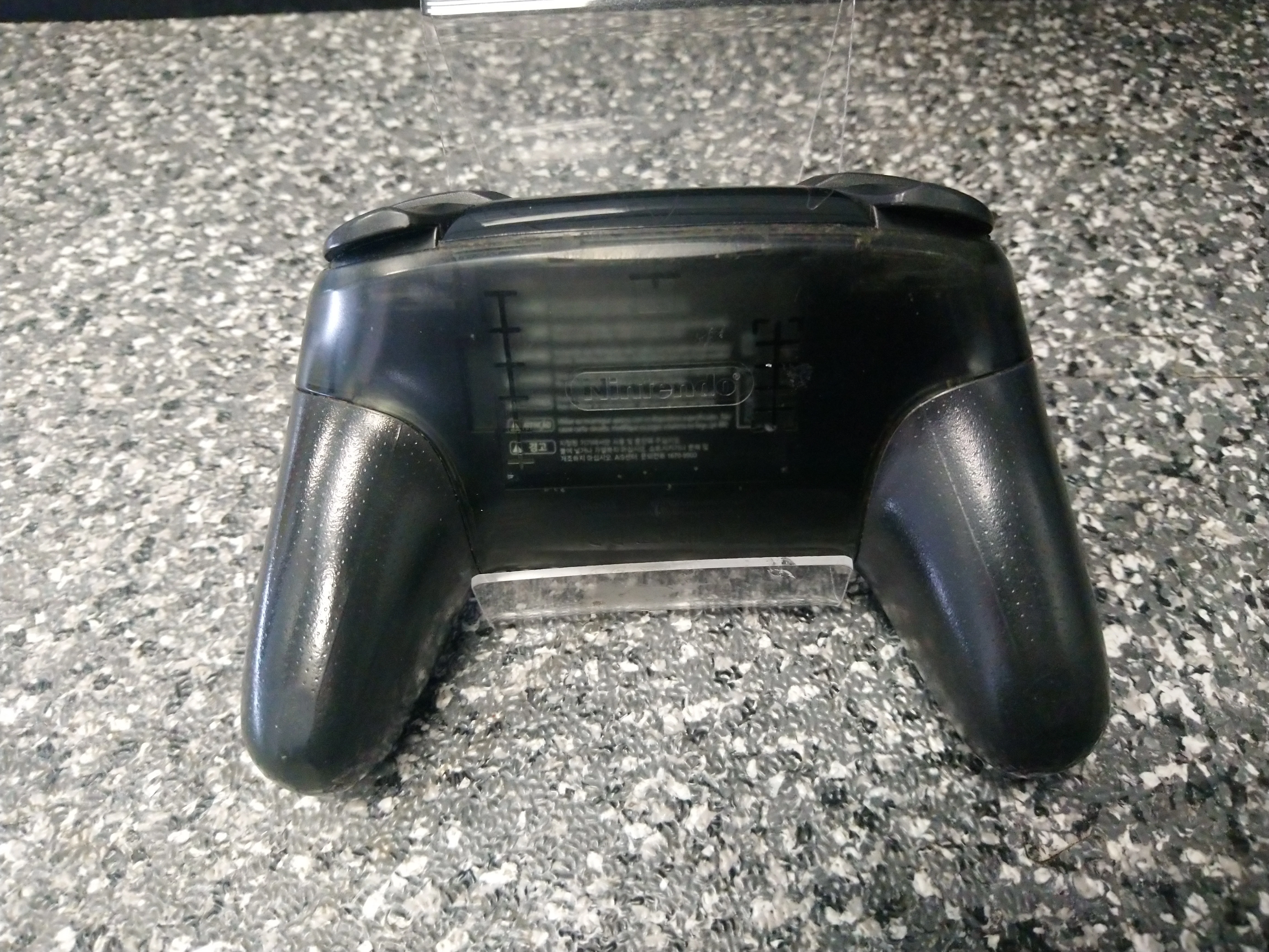 NINTENDO Switch Pro Controller - Image 3