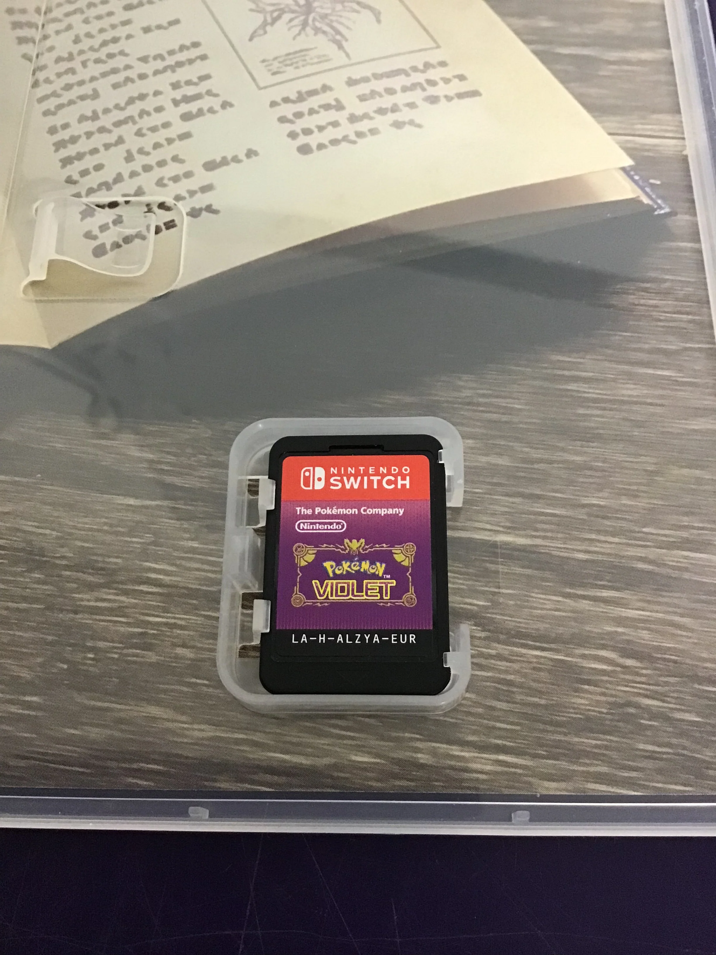 Nintendo Switch Violet - Image 2