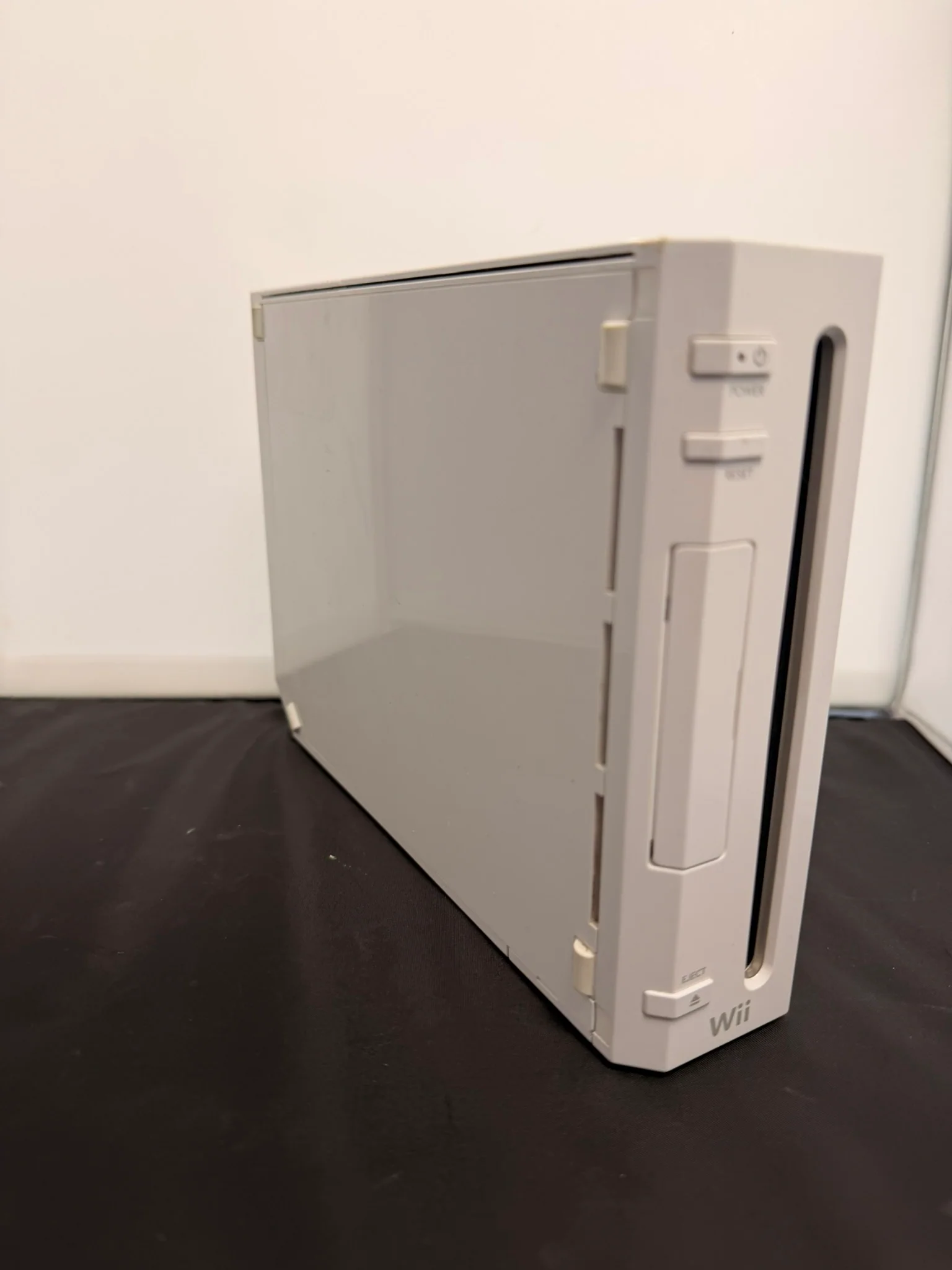 Nintendo Wii console - Image 2
