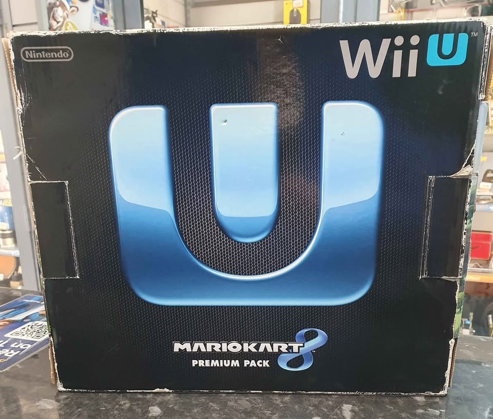Nintendo Wii U Console - Premium 32GB Black (no game) - Image 3