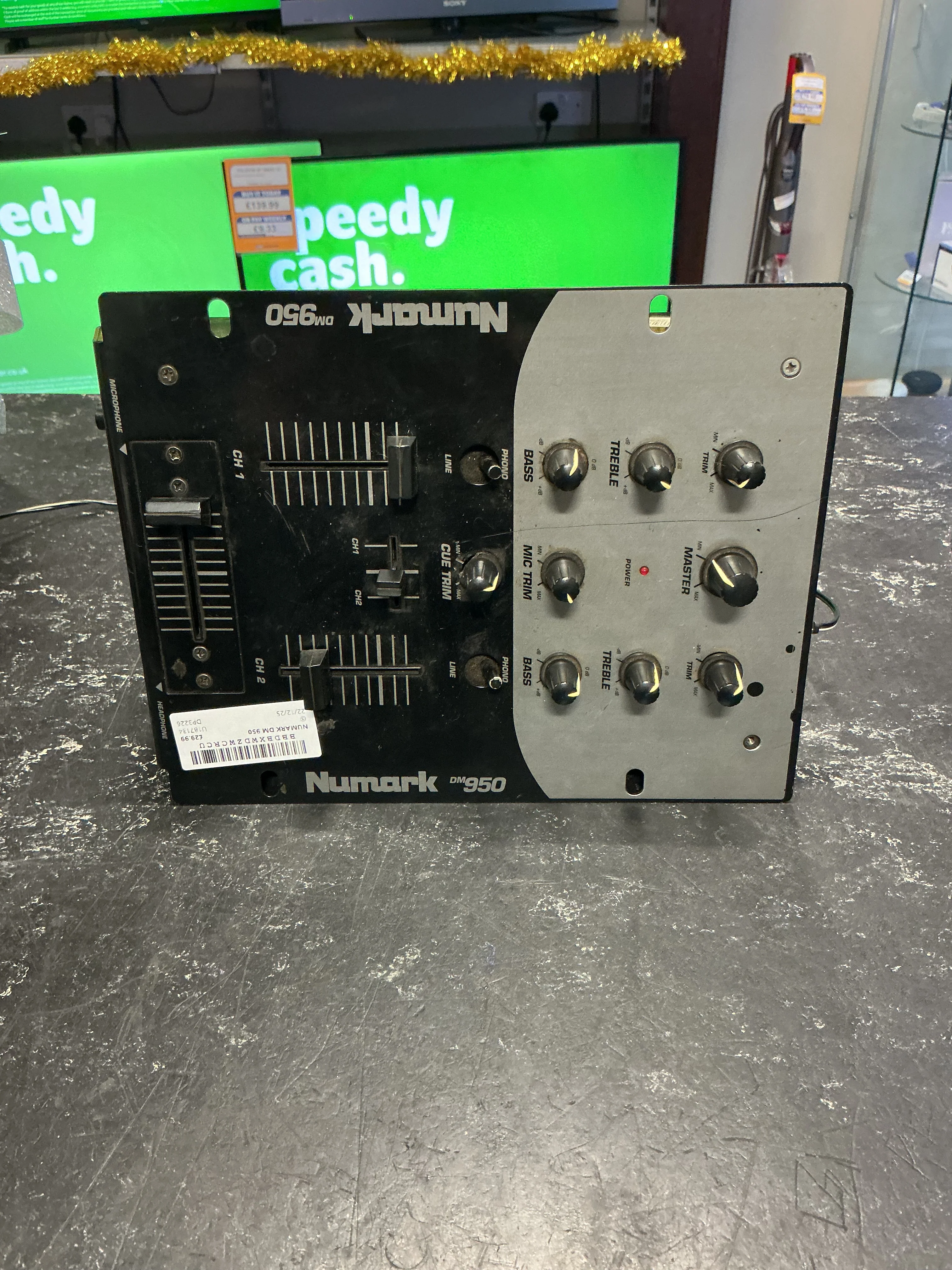 Numark DM950