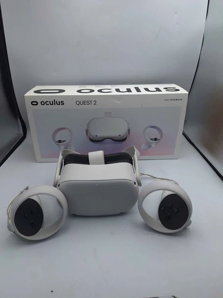 Oculus Quest 2 All In One VR Virtual Reality - 64GB SSD - Boxed With Joycons