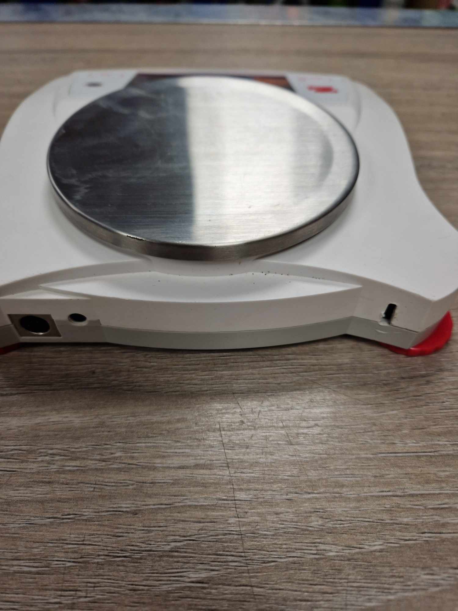 Ohaus STX222 Scout Portable Balance - Image 2