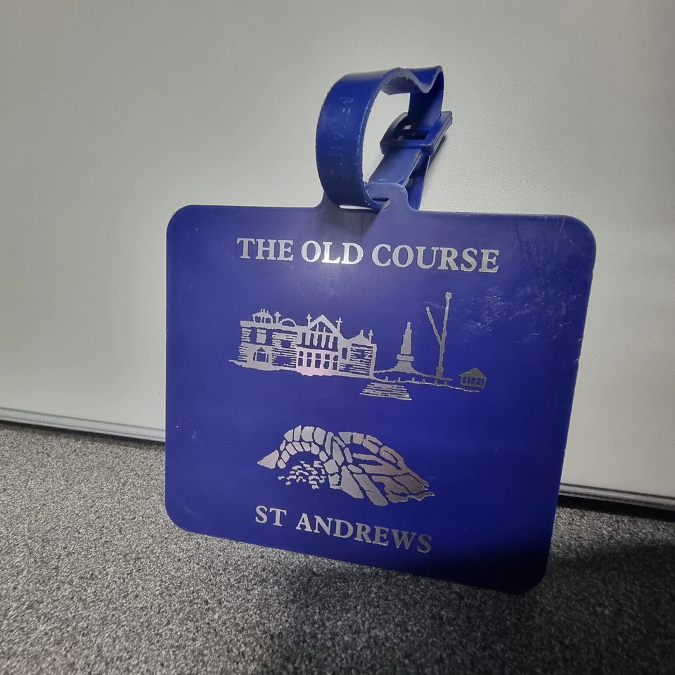 Old Course St Andrews Scotland Golf Divot Tool, 2 Balls & Bag Tag - Image 3