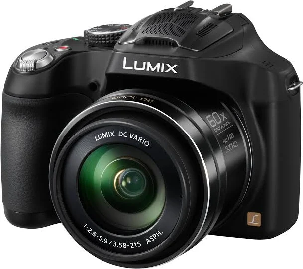 Panasonic Lumix DMC-FZ72 + Charger
