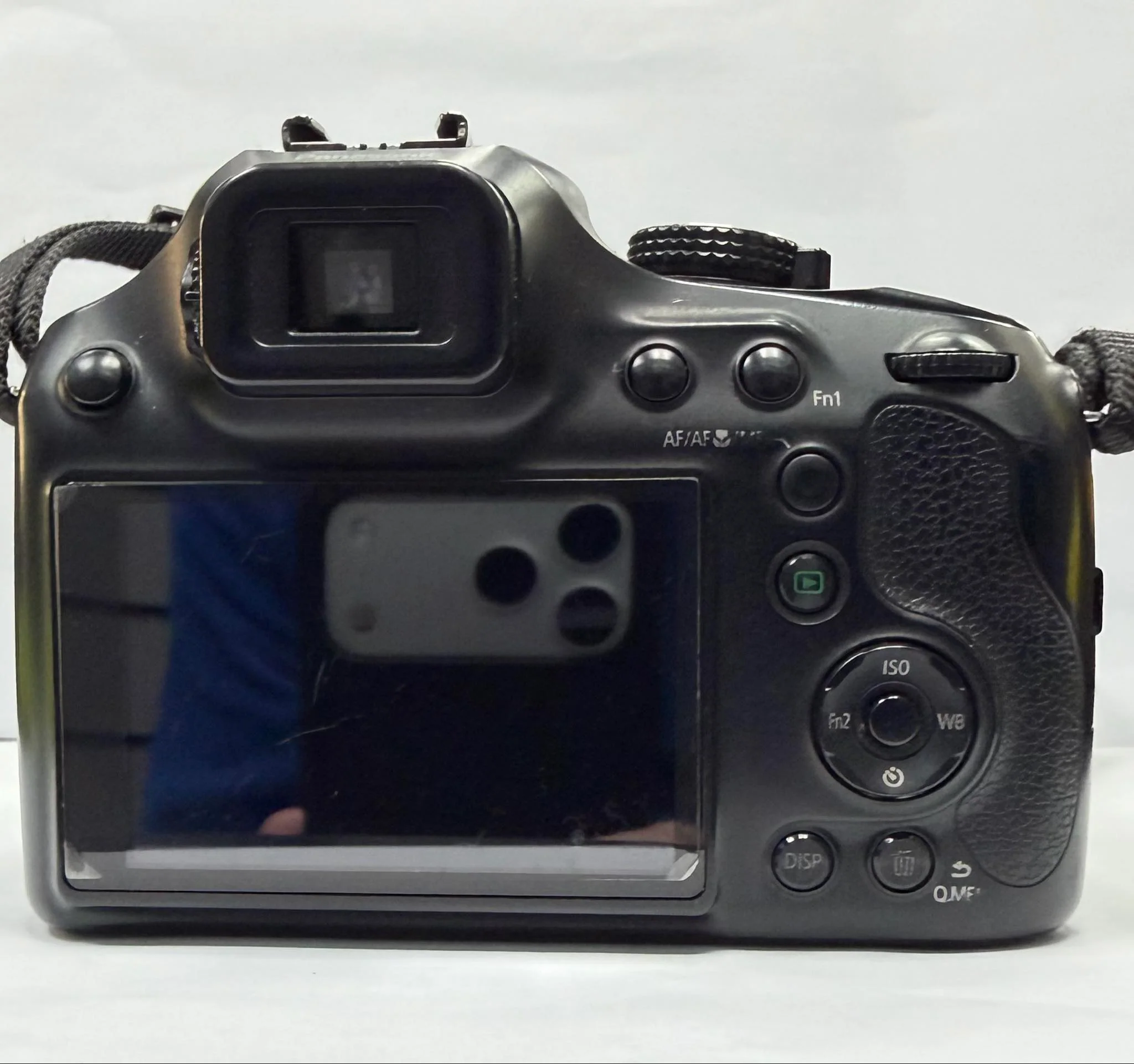 Panasonic Lumix DMC-FZ72 + Charger - Image 4