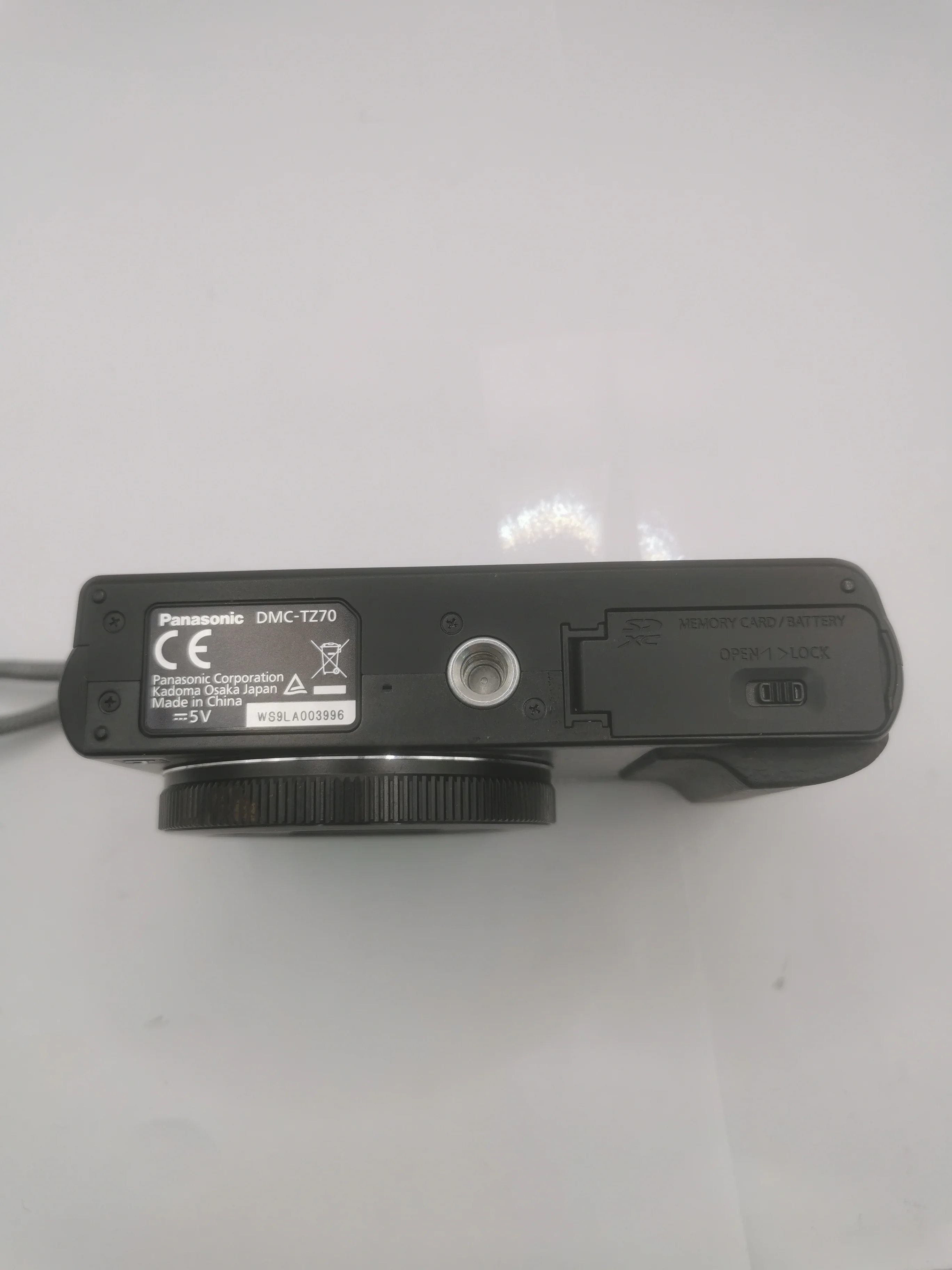 Panasonic Lumix DMC-TZ70 12MP 30x With Case - Image 4