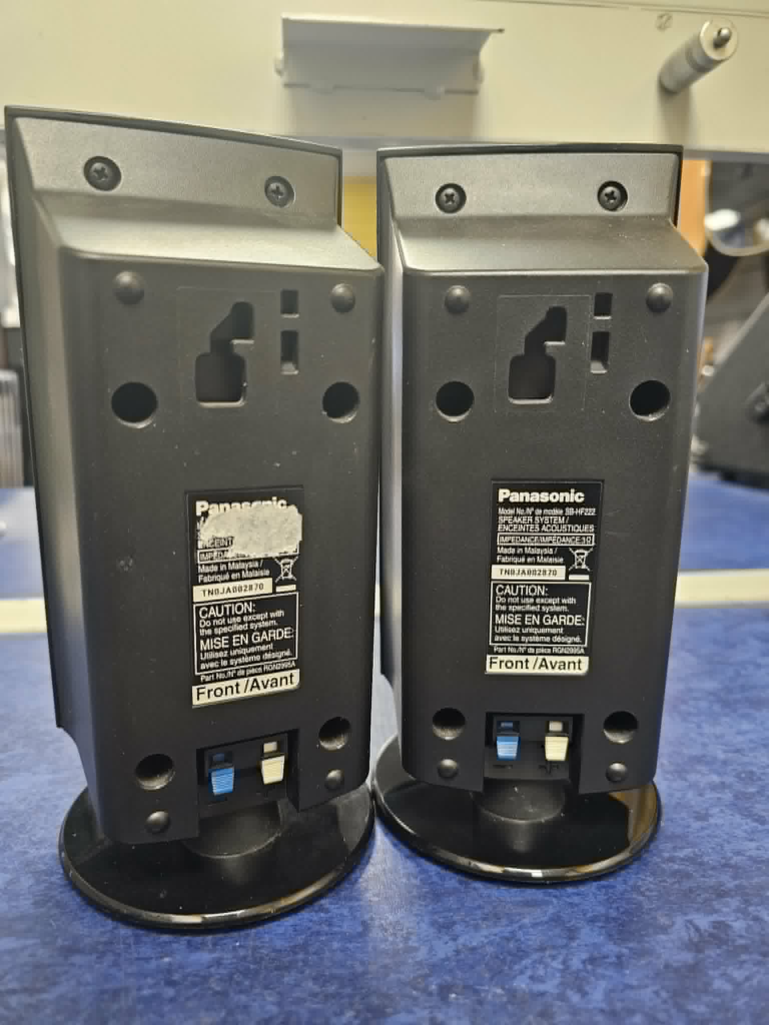 Panasonic SB-HF222 Surround Sound Speakers - No Wire - Image 2