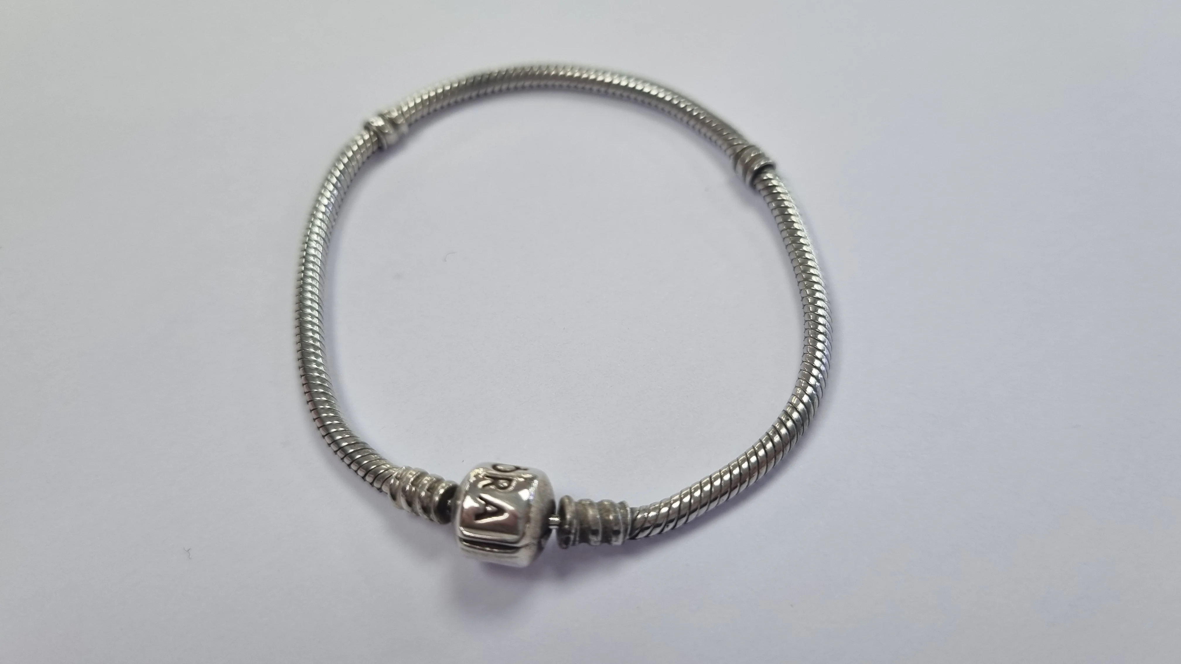 Pandora bracelet barrel clasp 18.5cm - Image 2