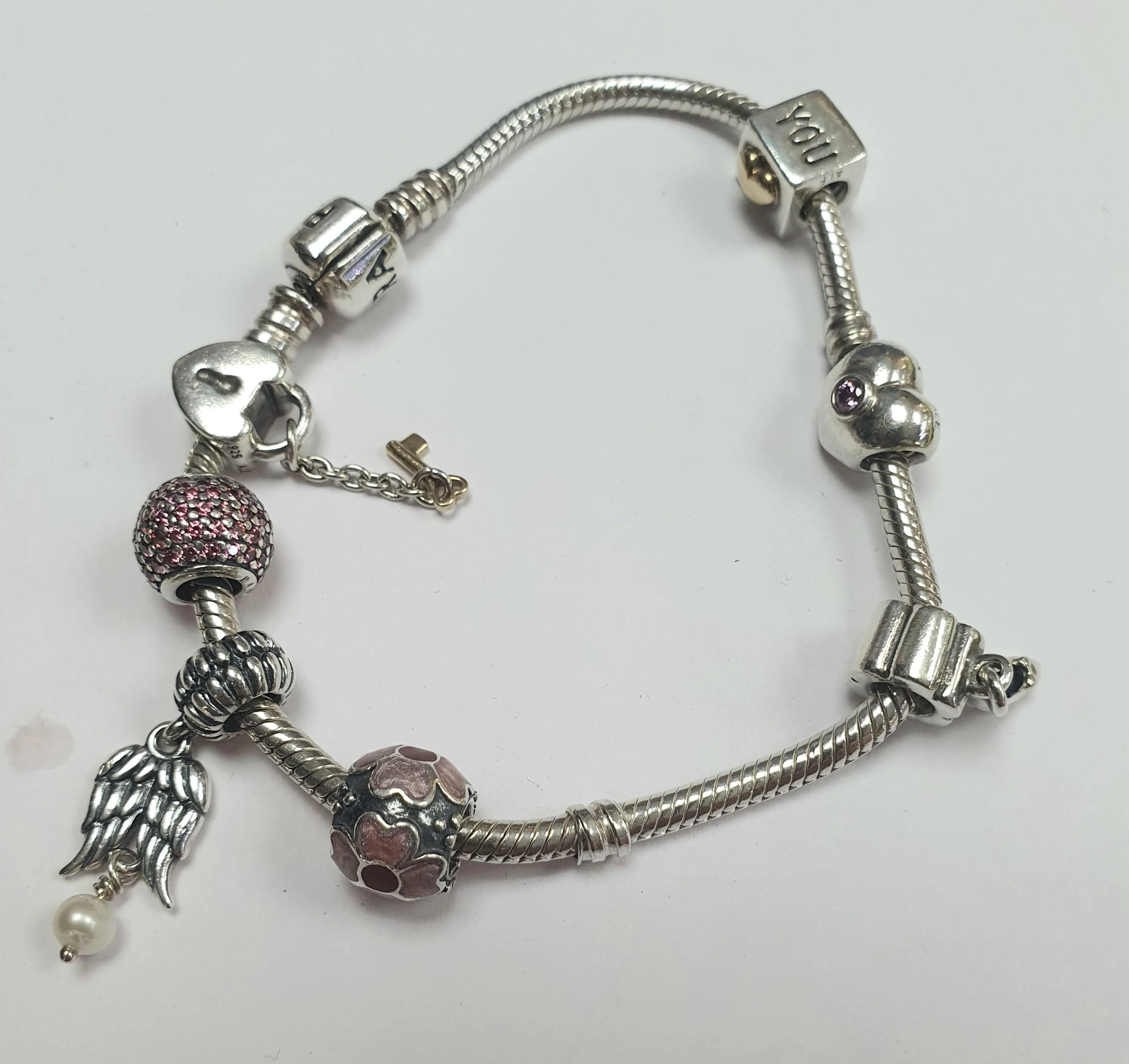 Pandora Bracelet with 7 Charms - Image 2