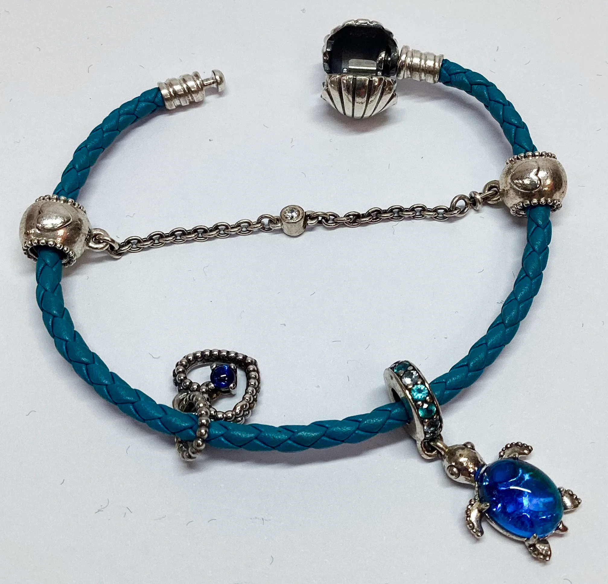 Pandora Shell bracelet 7"