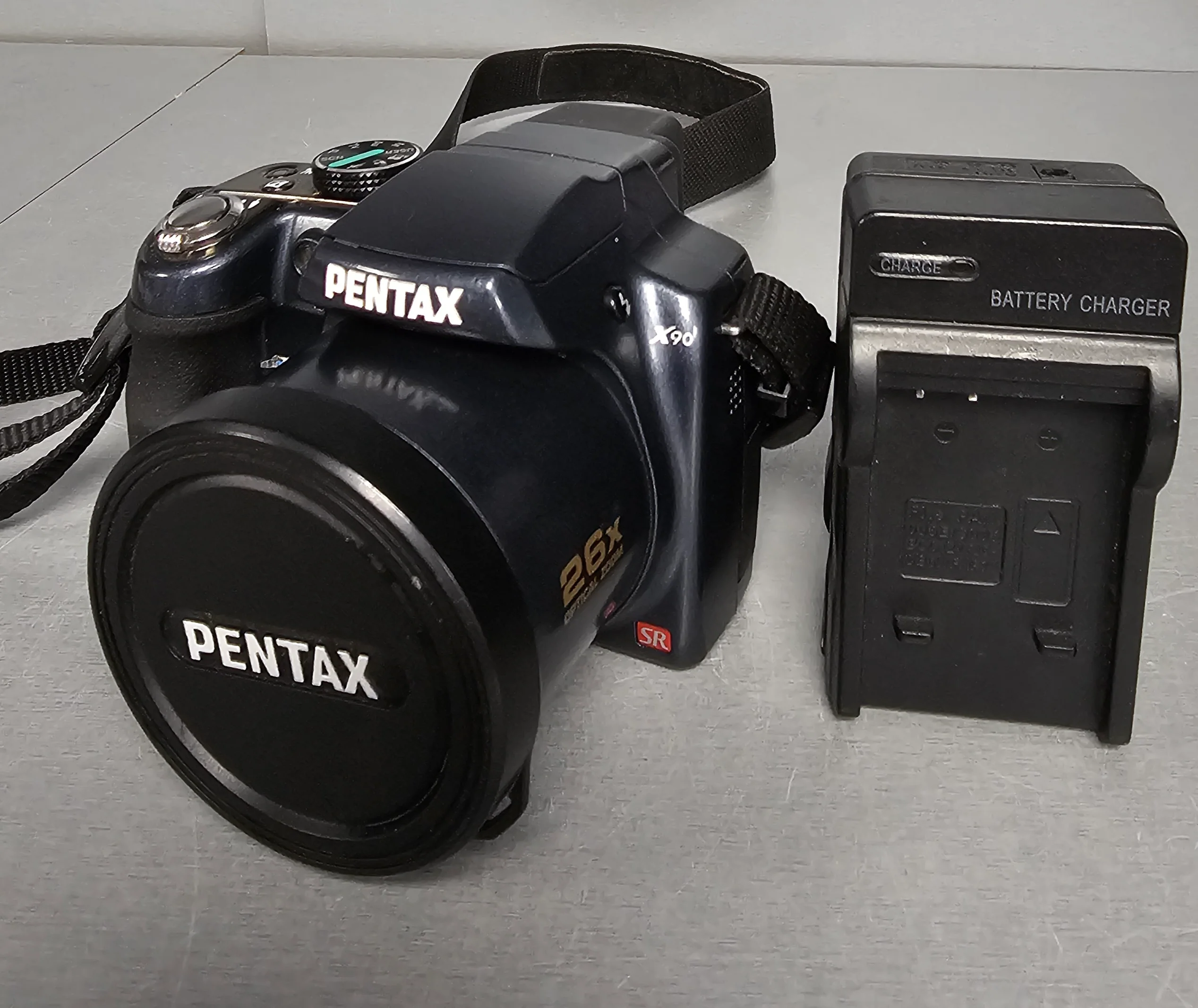 Pentax X90 12.1 MP Digital Camera with 26x Super-Telephoto - Image 4
