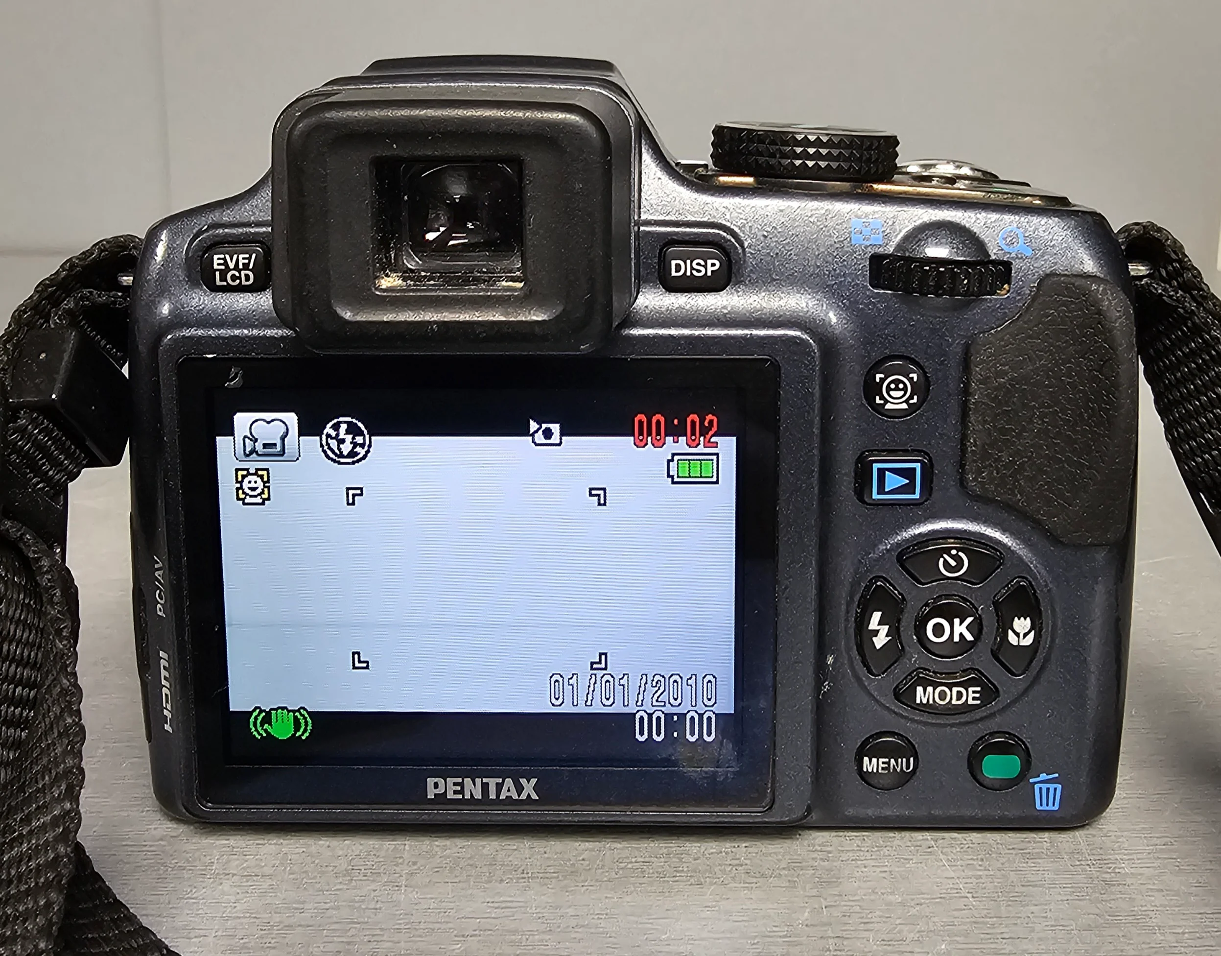 Pentax X90 12.1 MP Digital Camera with 26x Super-Telephoto - Image 5