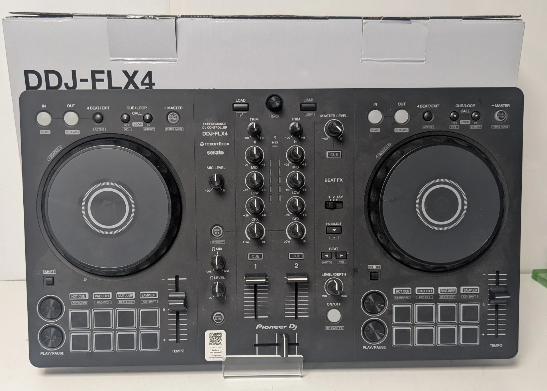 Pioneer DJ DDJ-FLX4 DJ Controller - Image 2