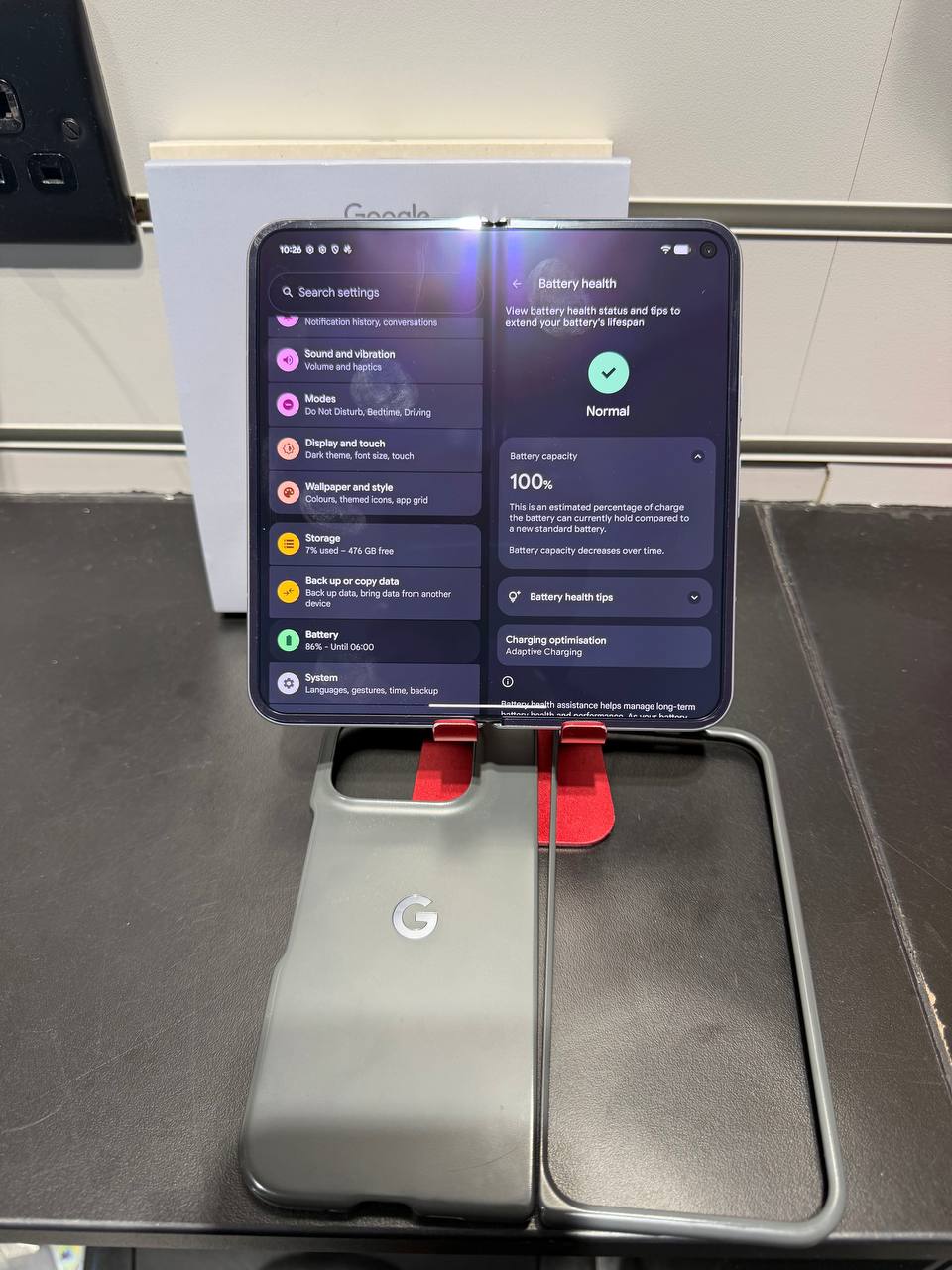 Pixel 10 Pro Fold Moonstone - 512GB - Like New - Image 3