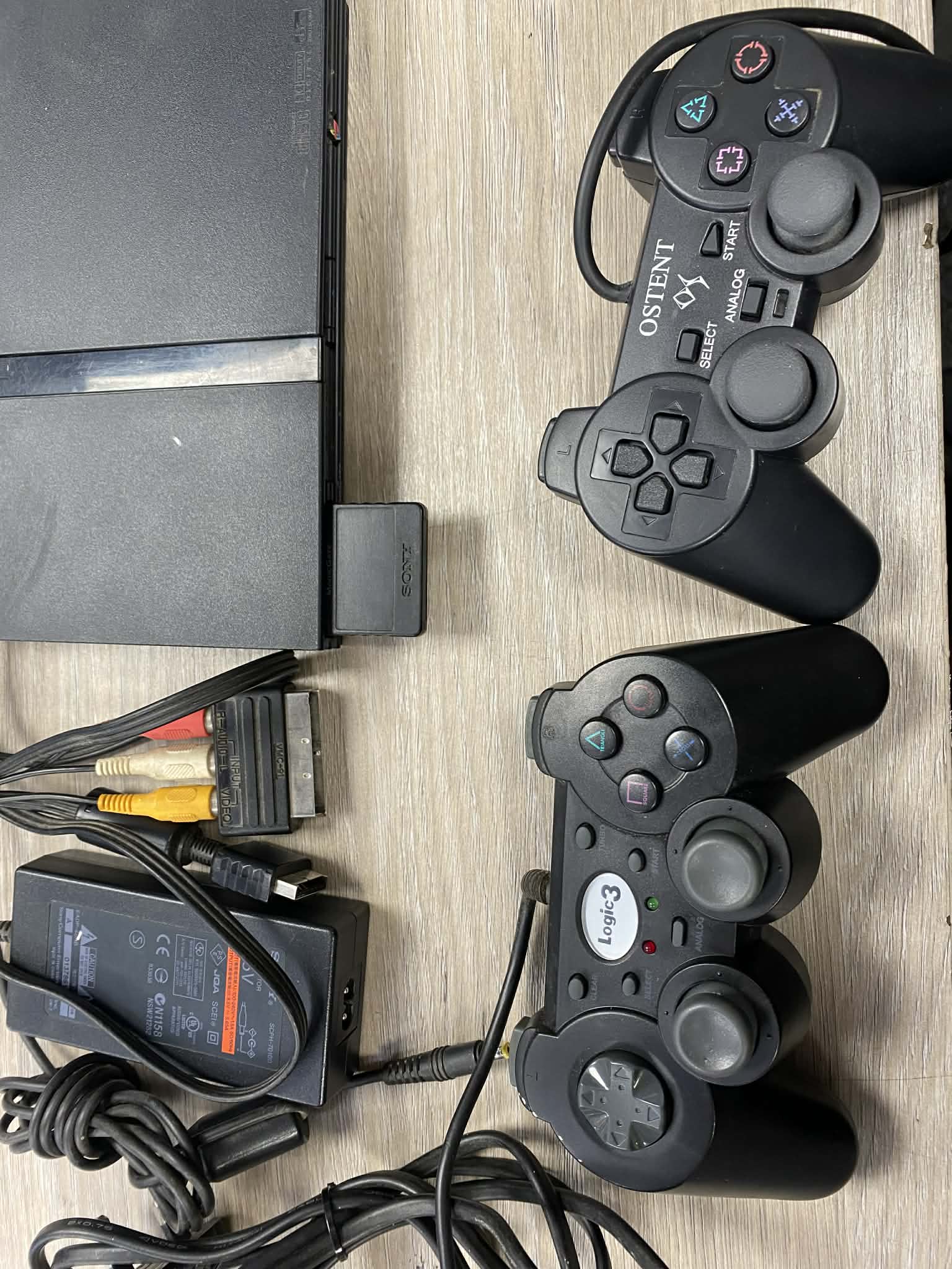 Playstation 2 slim - Image 3